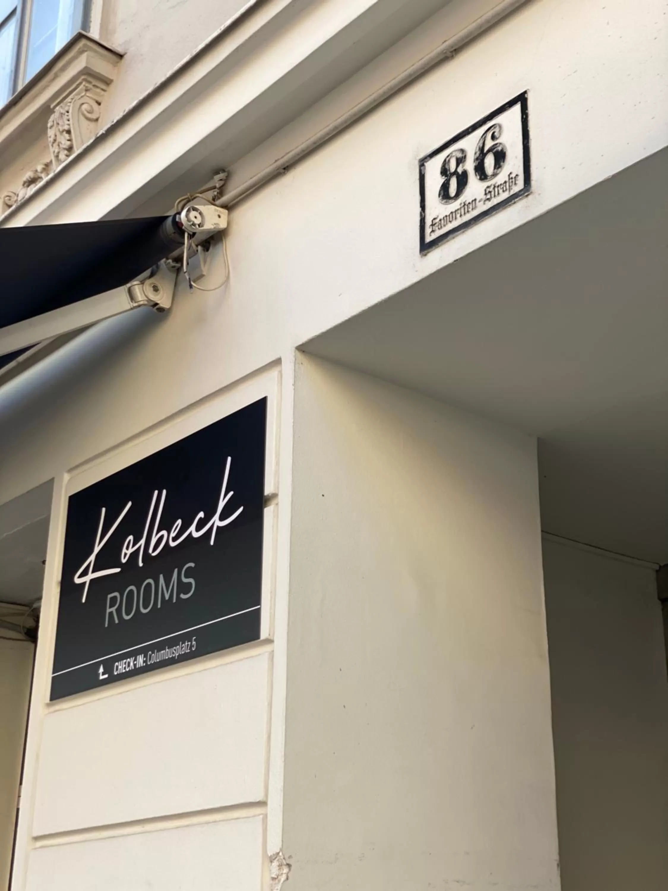 Property logo or sign in Kolbeck Rooms