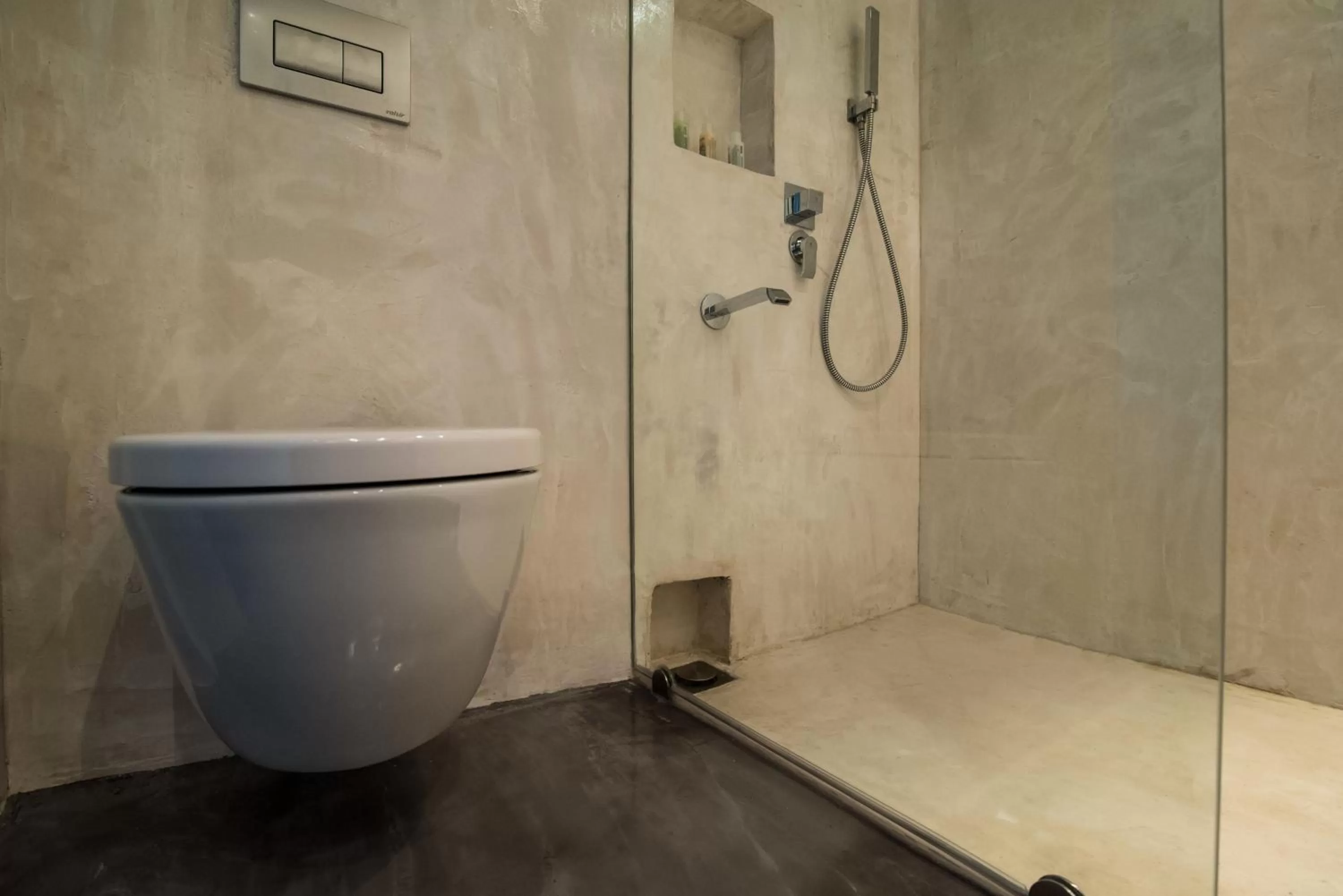 Bathroom in AthinA STREETAPARTMENTS