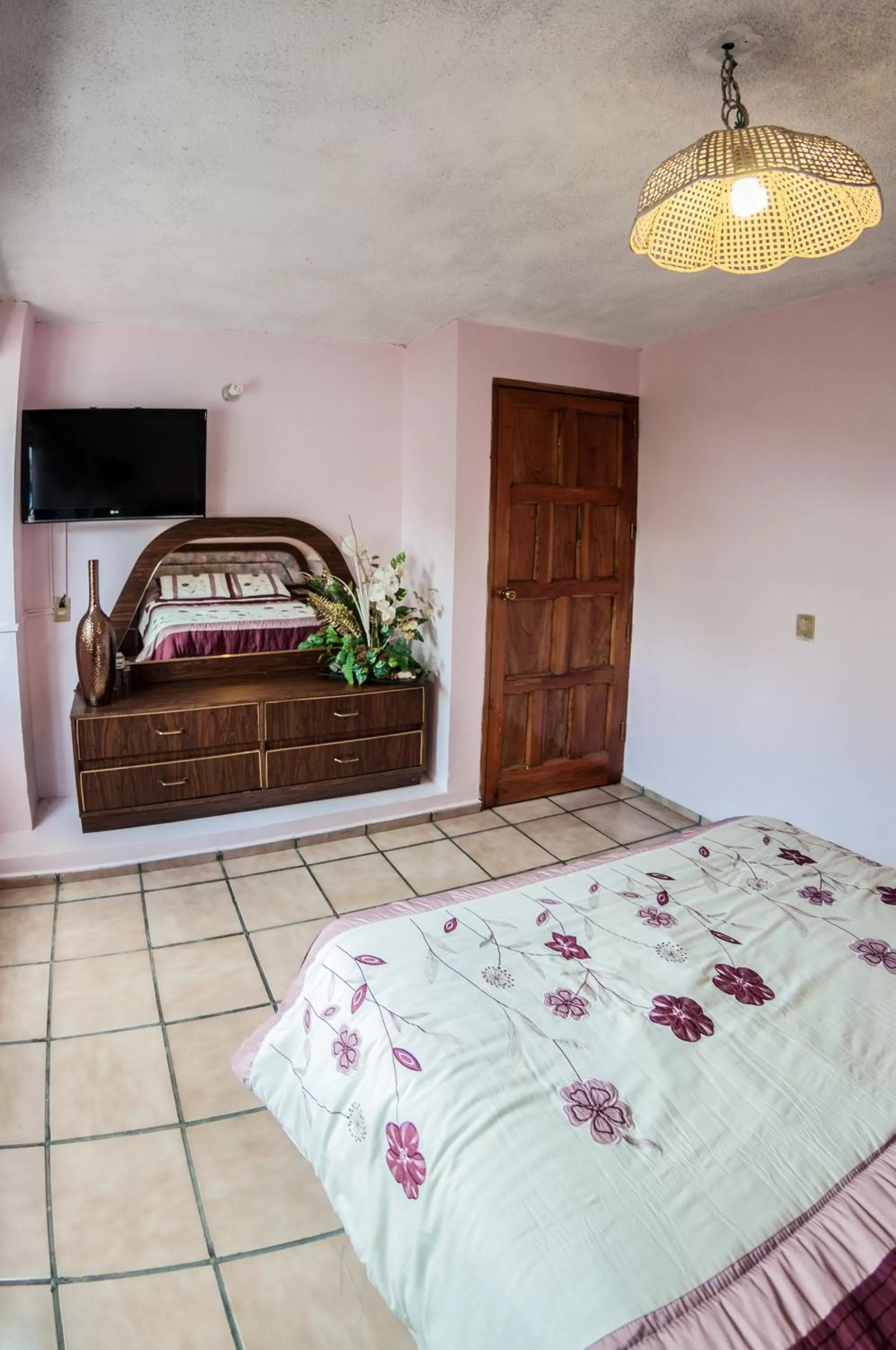 Bed in Hotel Michelle