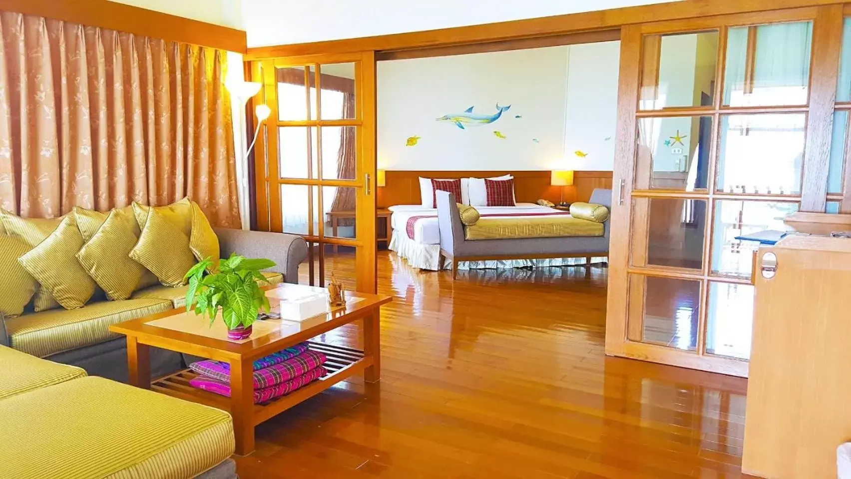 Cliff Beach Suite One Bedroom in Birds and Bees Resort Cliff Beach Suite One Bedroom in Birds and Bees Resort