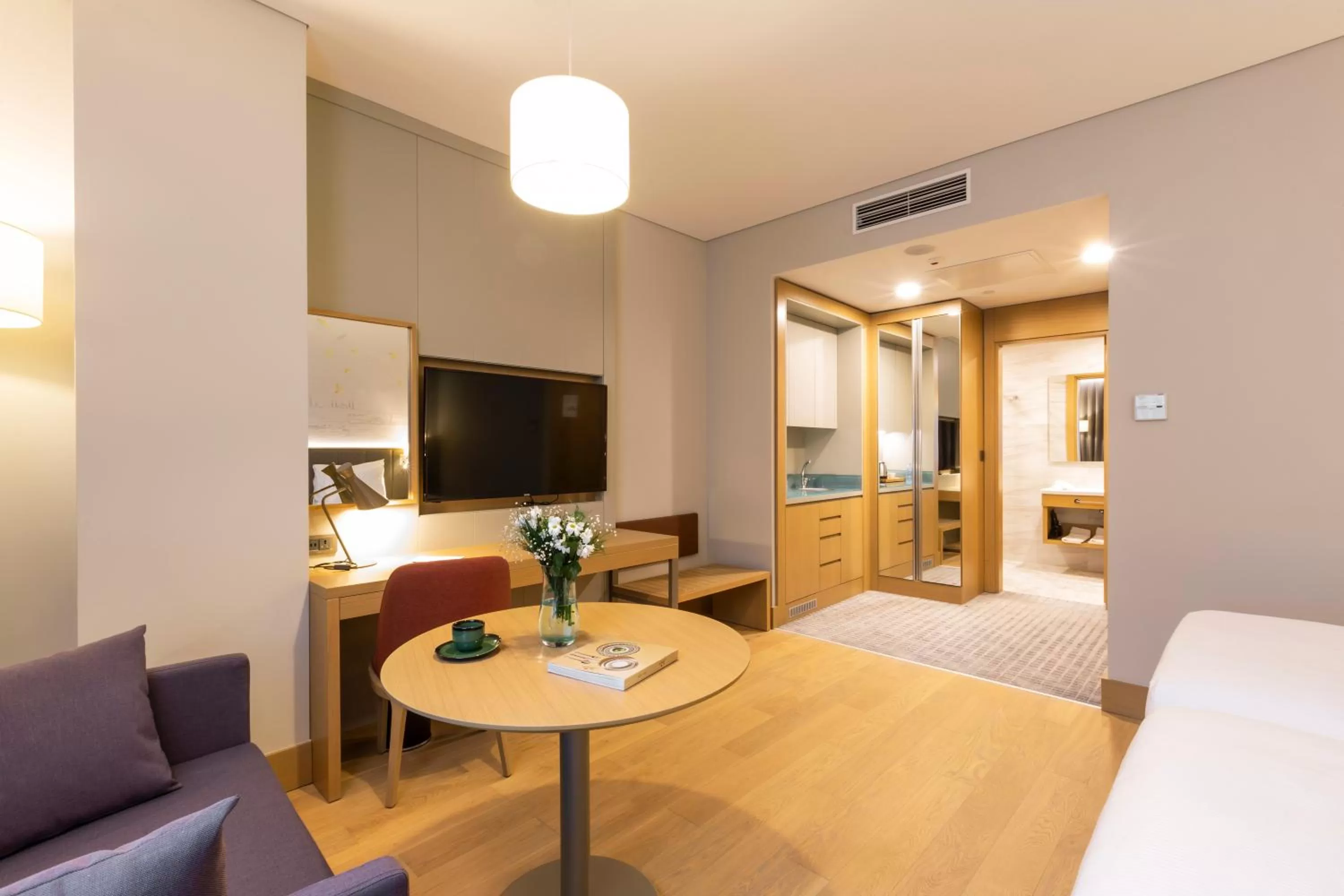 Photo of the whole room, Bed in Radisson Hotel Istanbul Harbiye