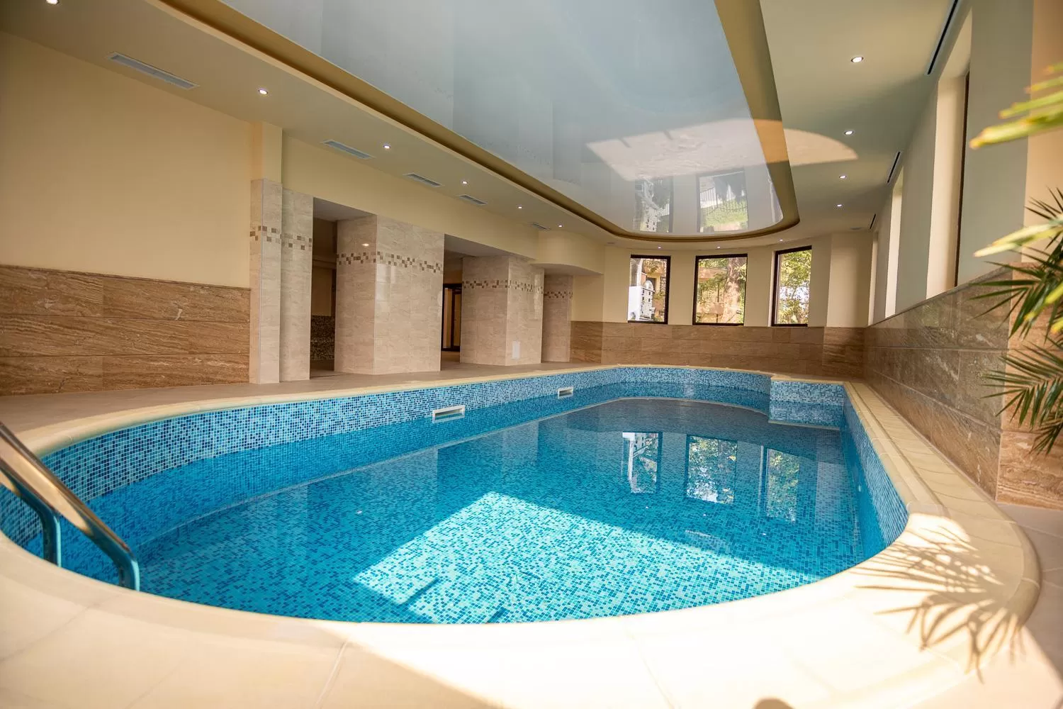 Swimming pool in Eco Hotel Momata