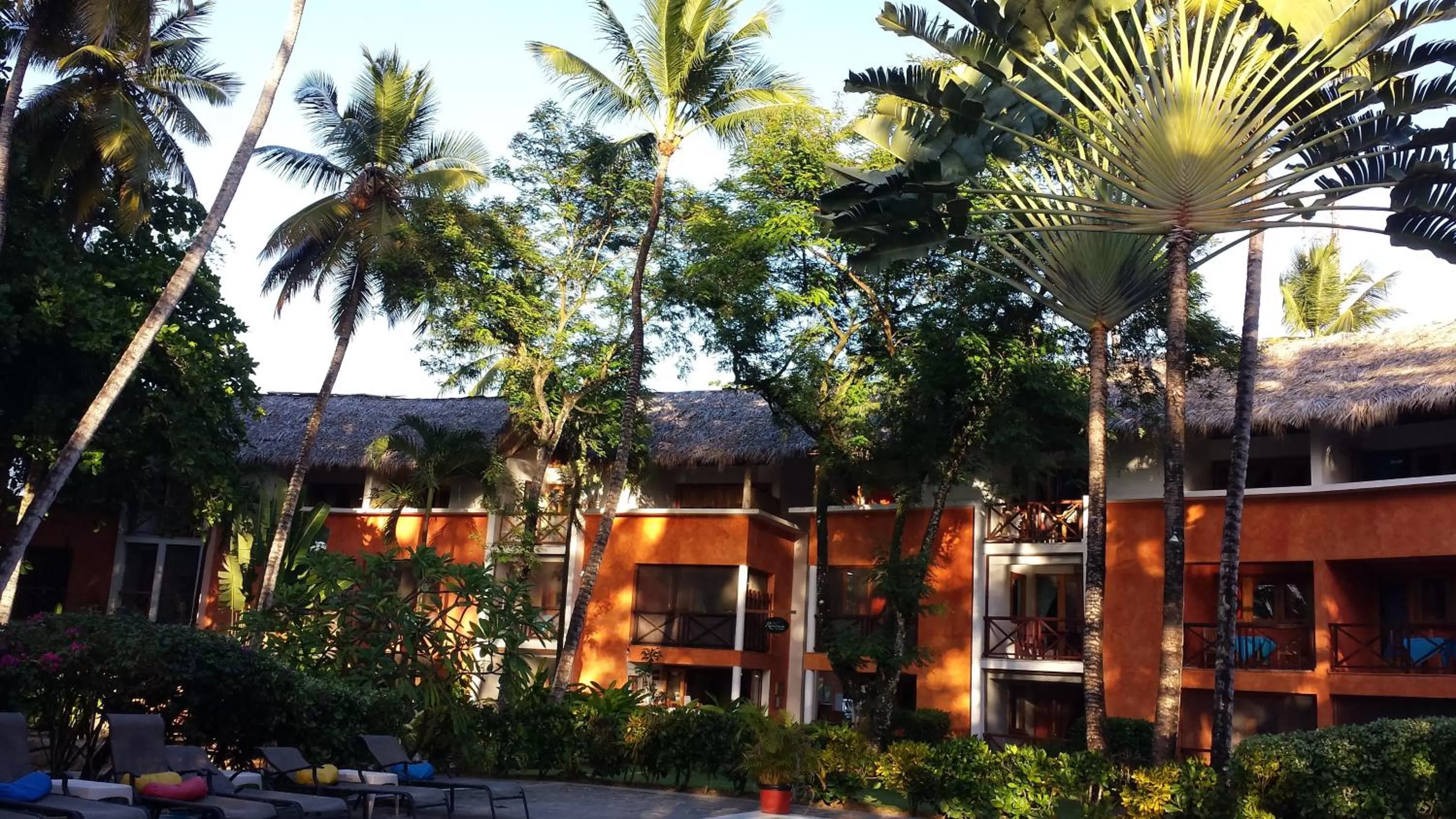 Facade/entrance, Property Building in La Residencia del Paseo