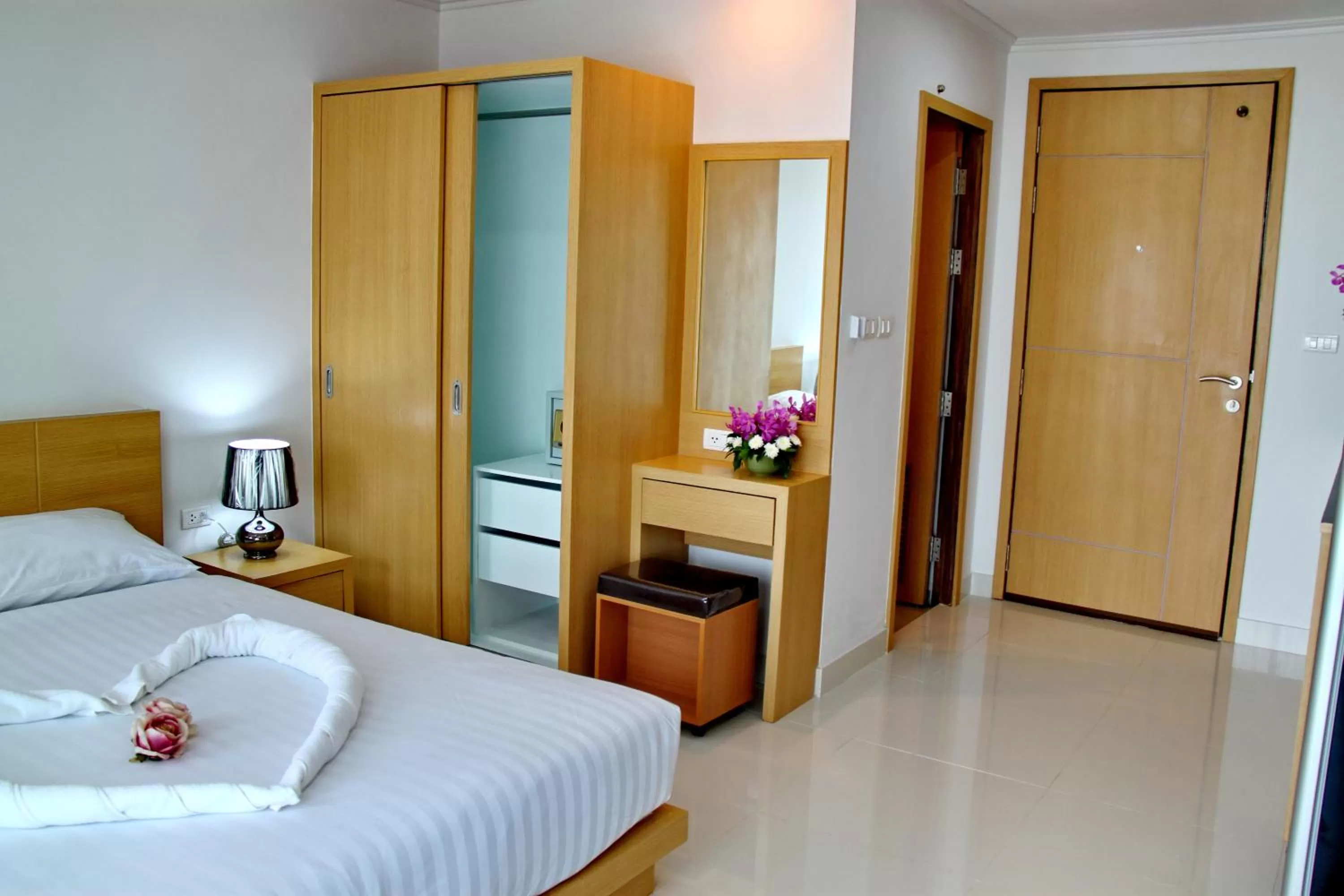 Bed in Diana Garden Resort - SHA Extra Plus