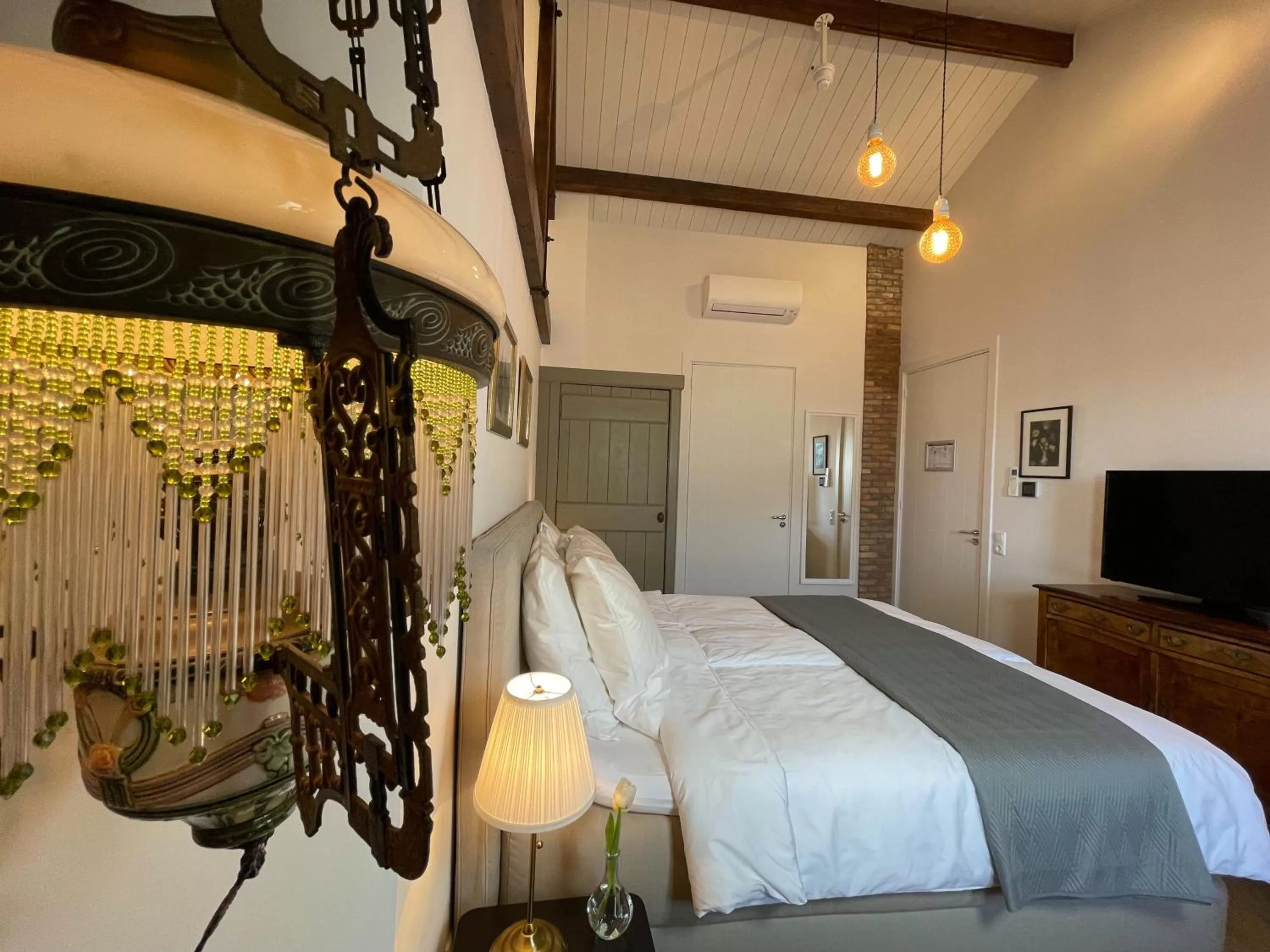 Bed in BnB 't Ambacht - Boutique Hotel