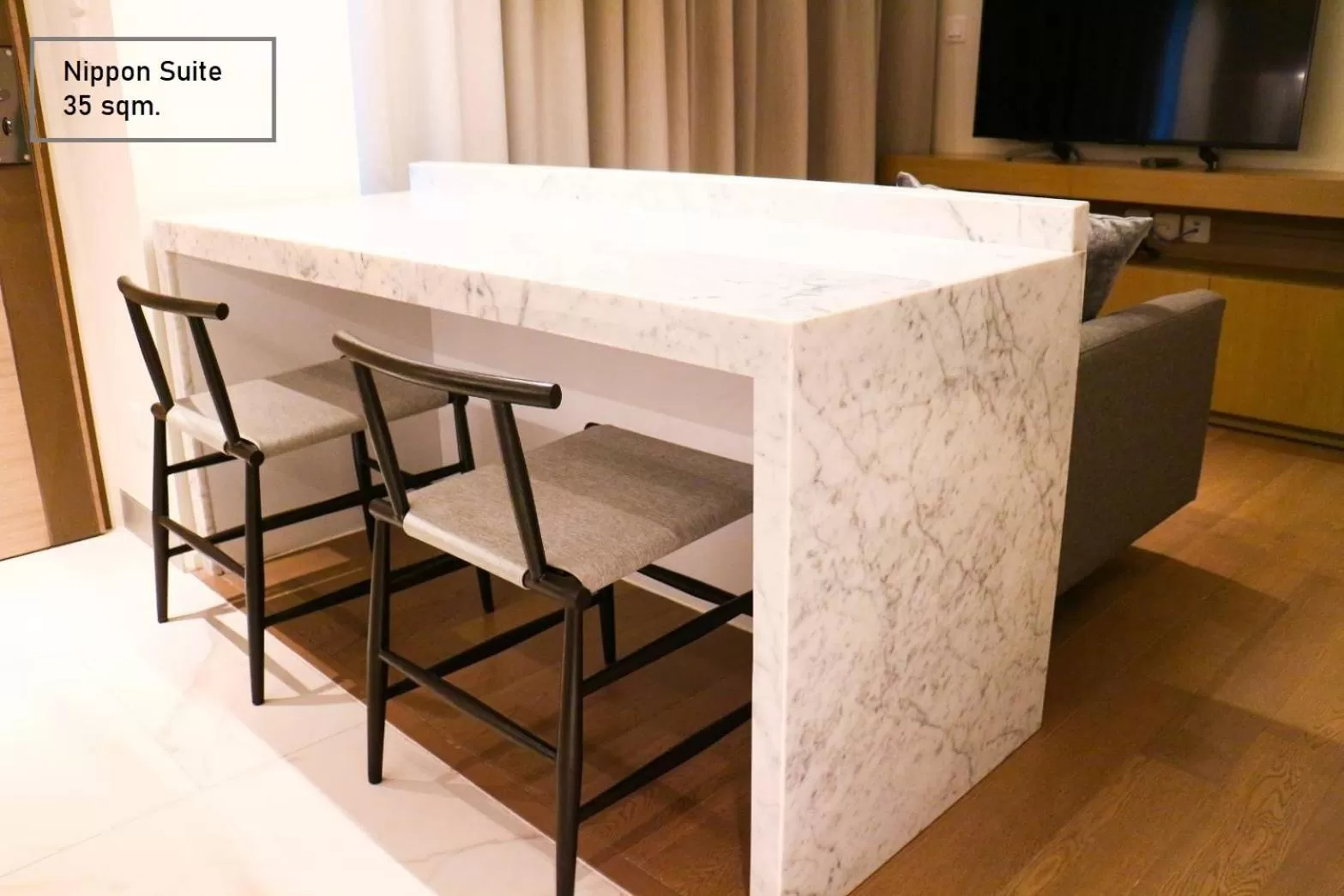 Dining area in ashley hotel bkk