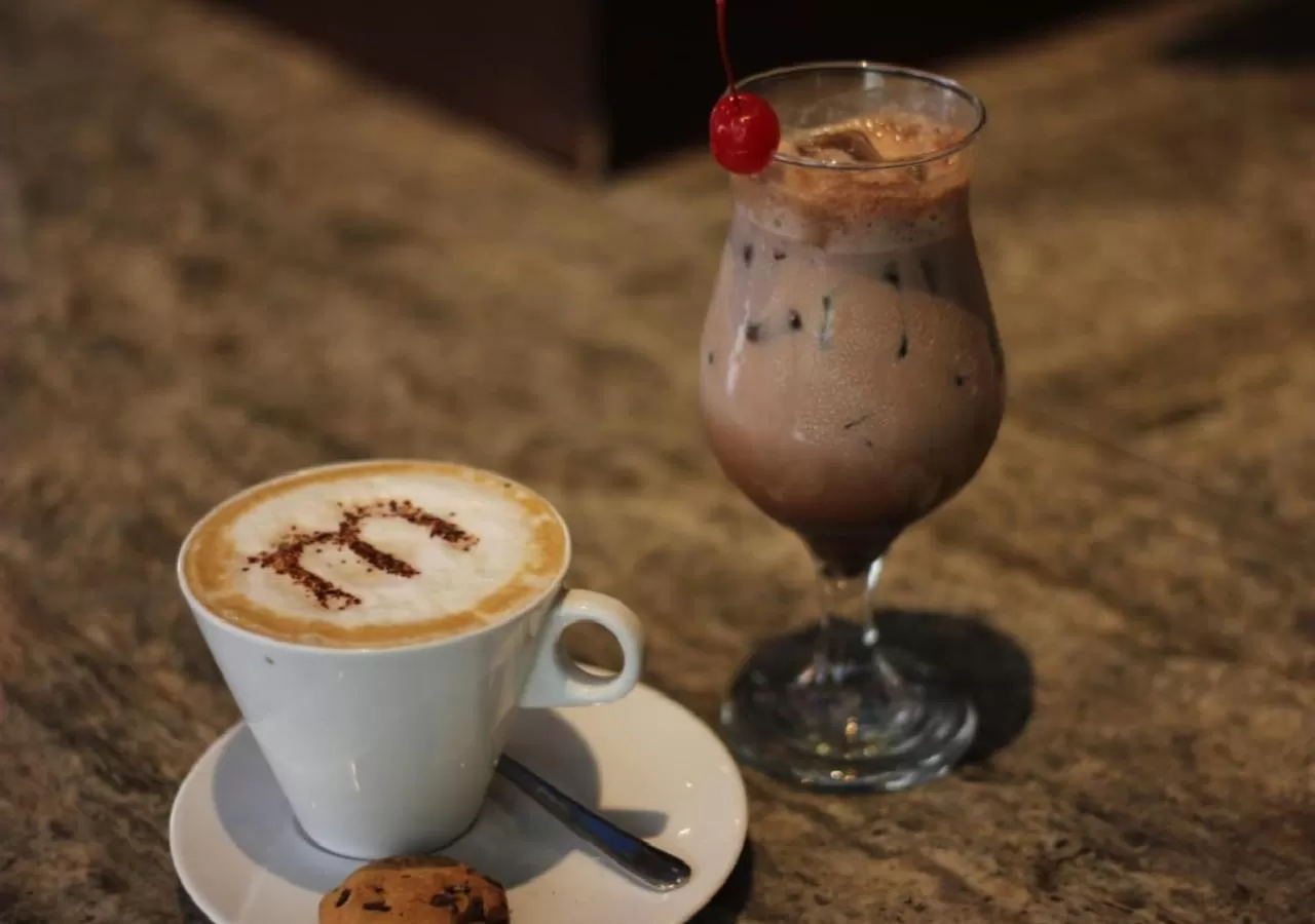 Food and drinks in Midtown Hotel Surabaya