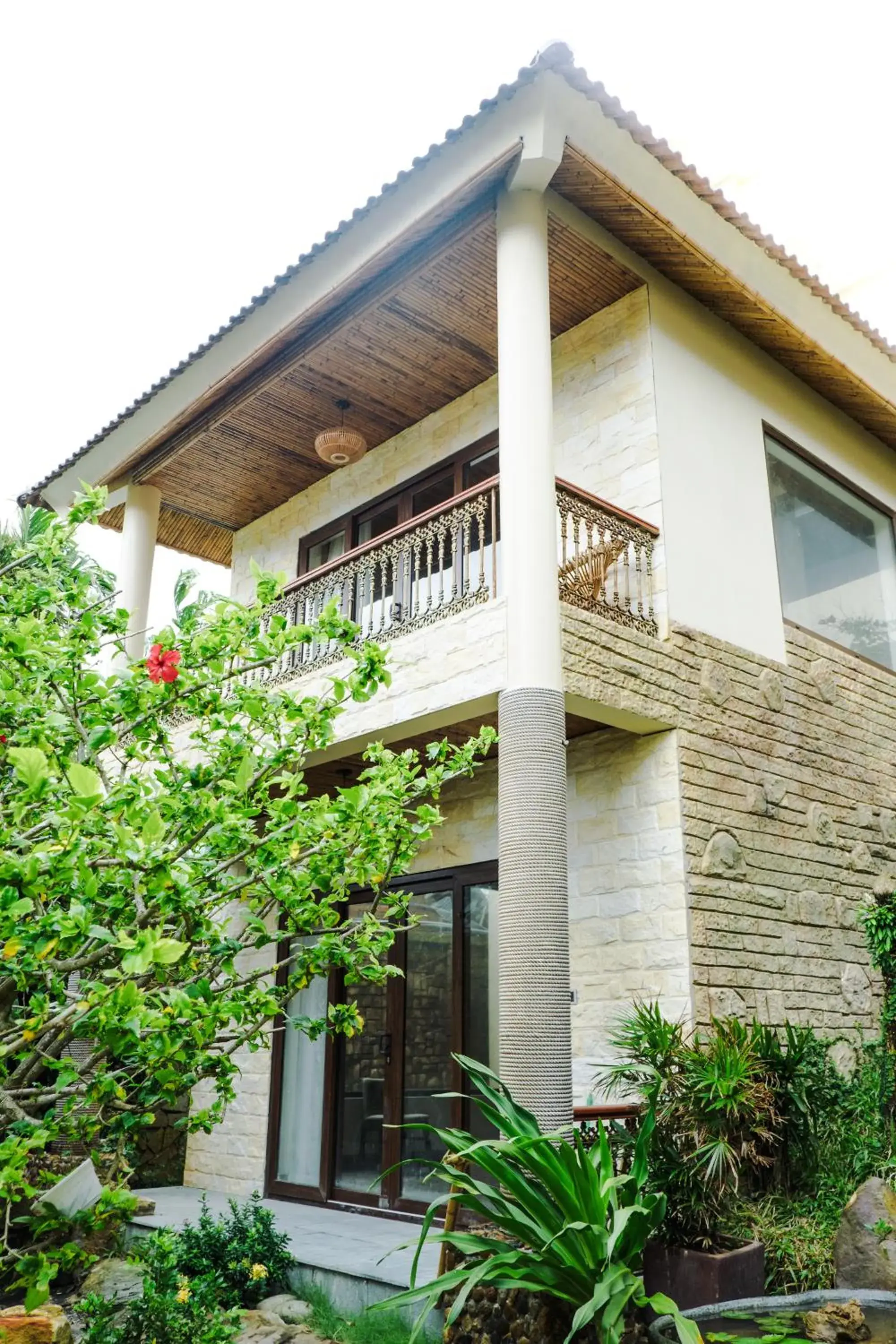 Two-Bedroom Villa with Garden View in Coral Bay Resort Two-Bedroom Villa with Garden View in Coral Bay Resort