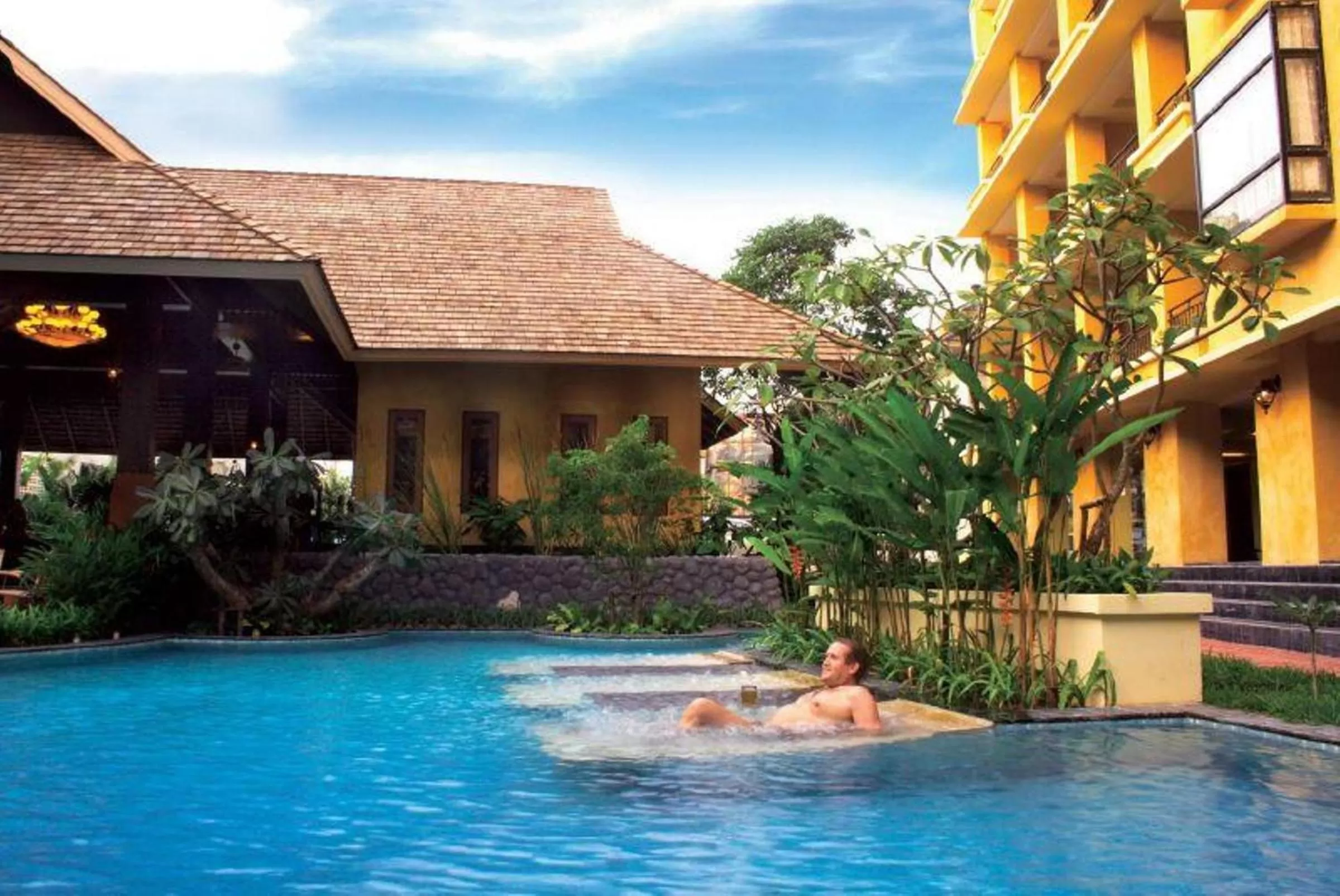 Swimming pool in LK Mantra Pura Resort