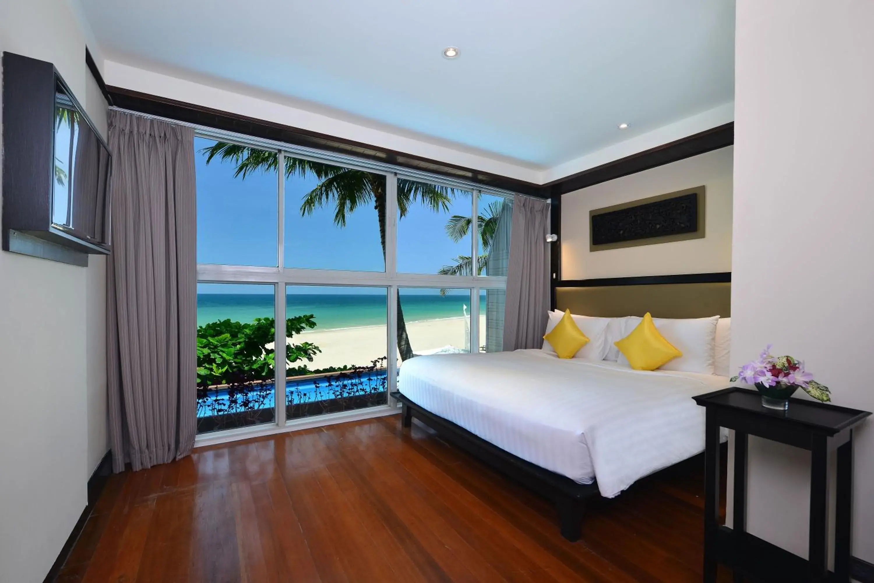 Two-Bedroom Suite with Direct Beach Access in Andaman White Beach Resort - SHA Plus Two-Bedroom Suite with Direct Beach Access in Andaman White Beach Resort - SHA Plus