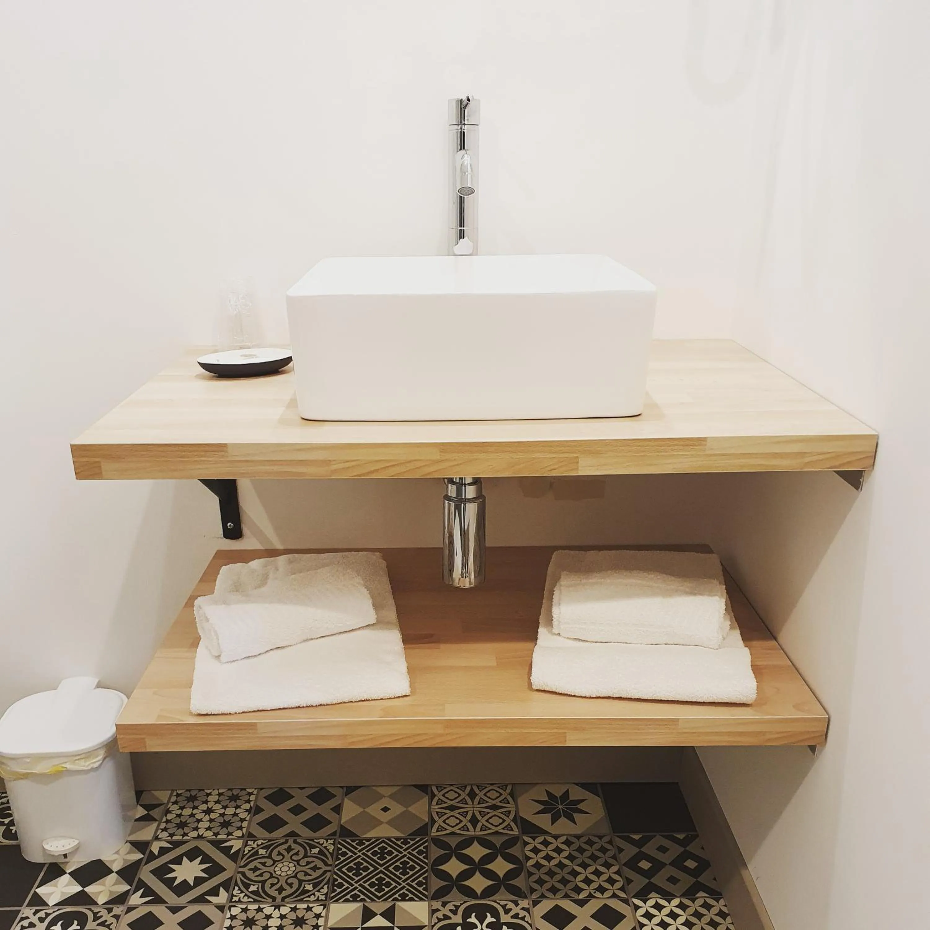 Bathroom in Logis Hôtel Sea View