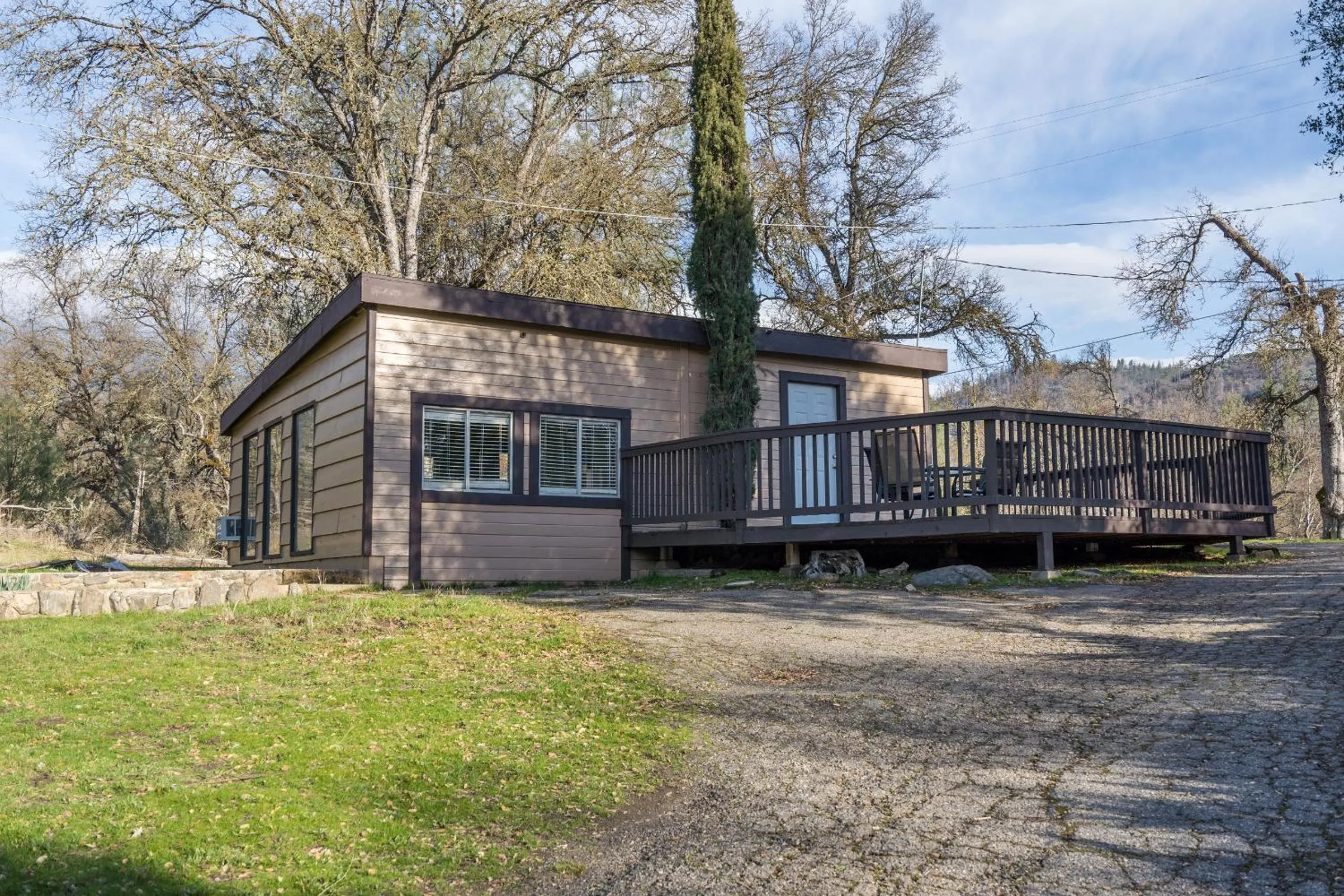 Mountain Trail Lodge and Vacation Rentals