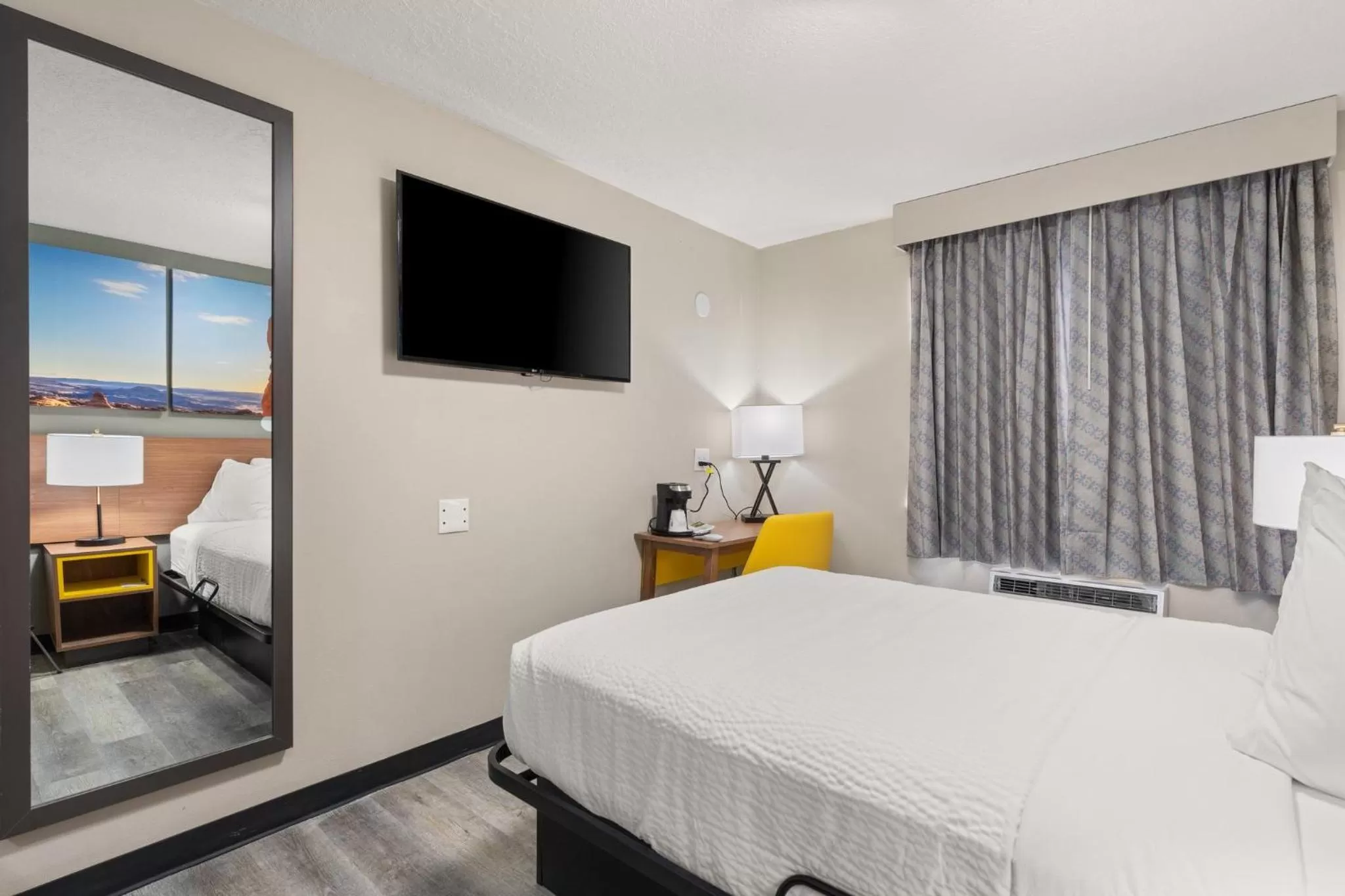 Bed in Days-Inn by Wyndham Albuquerque I-25