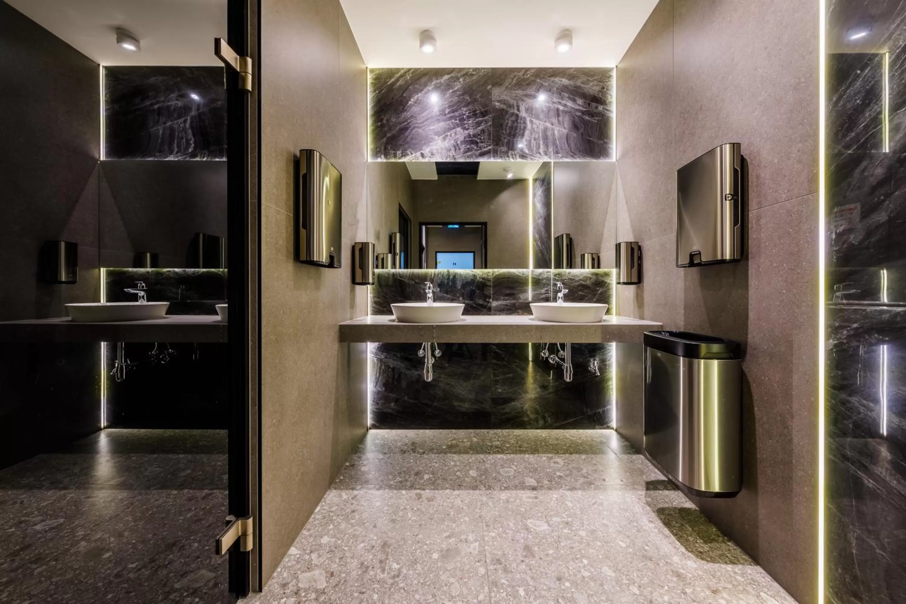 Lobby or reception in Hotel Wyspiański