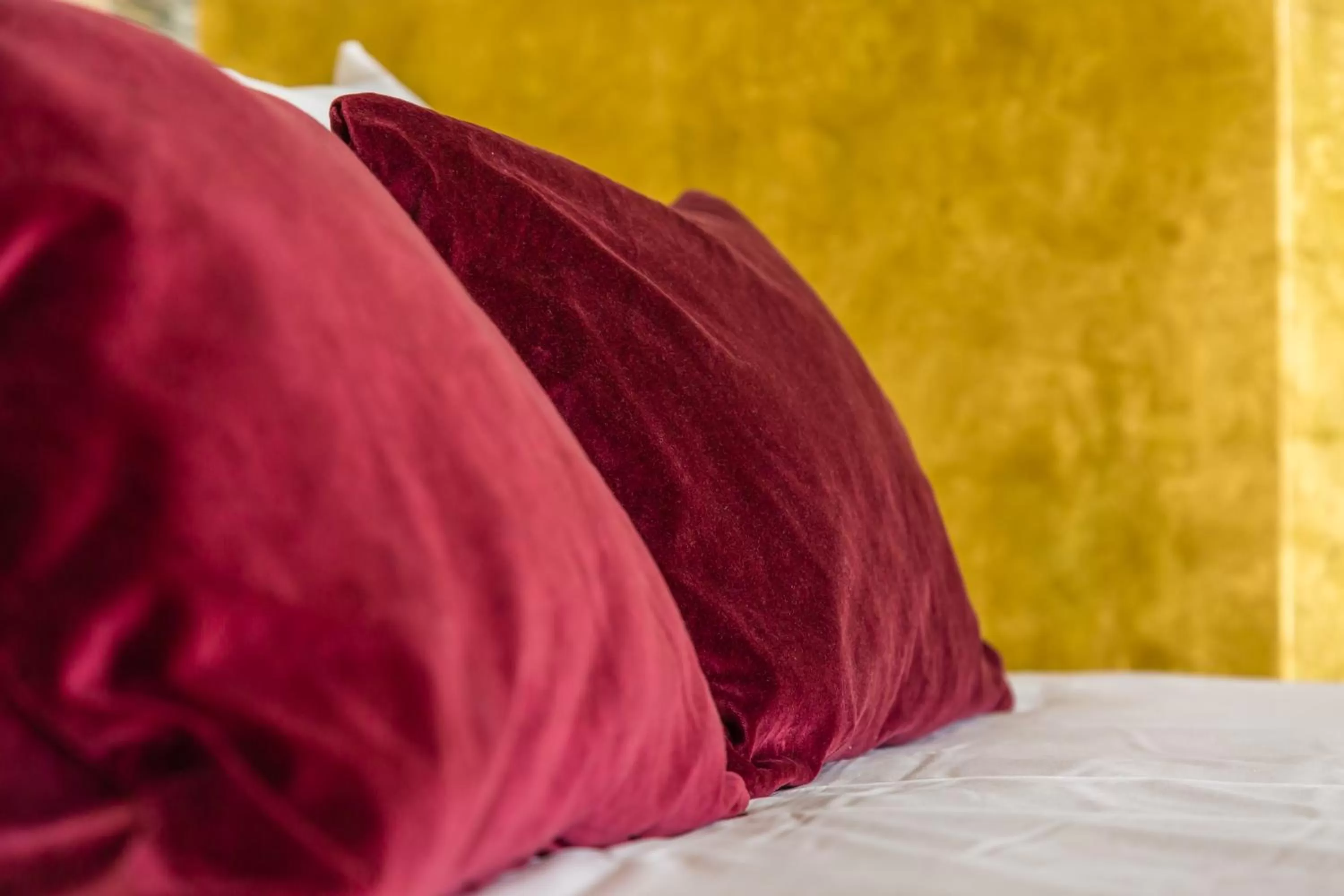 Decorative detail, Bed in Dei Martiri Suite