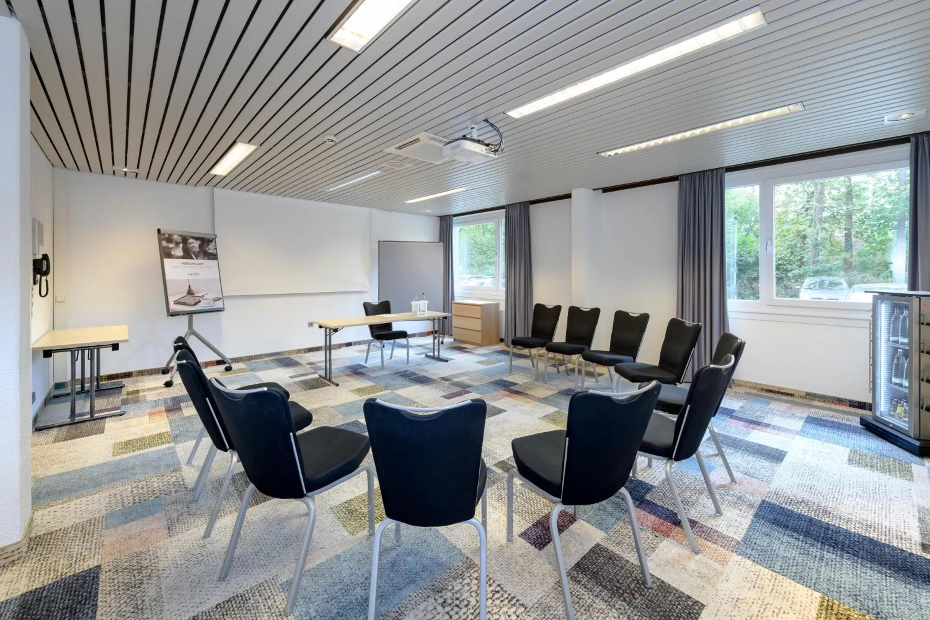 Meeting/conference room in Mercure Hotel Köln West