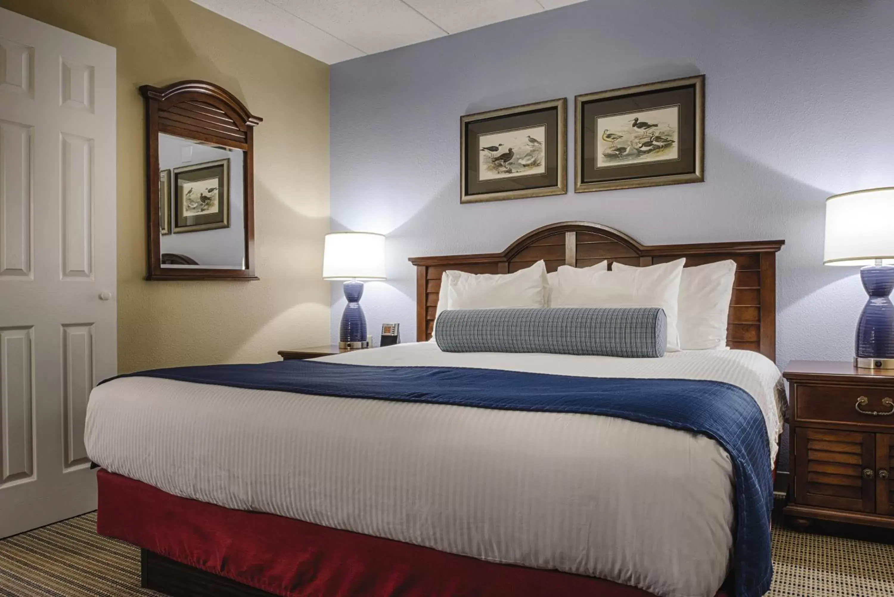 One-Bedroom Suite in Club Wyndham Inn on Long Wharf One-Bedroom Suite in Club Wyndham Inn on Long Wharf