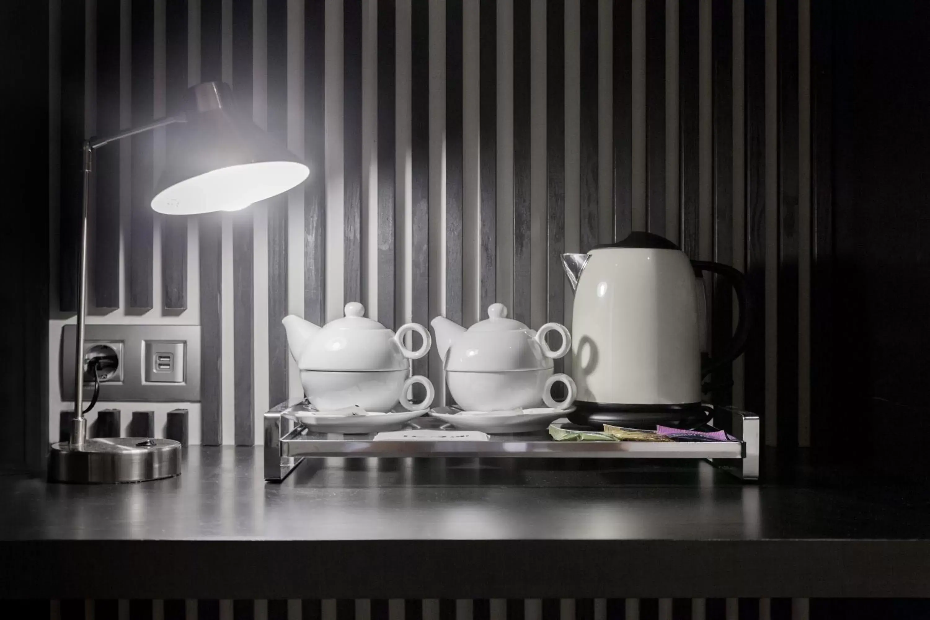 Single Room in ICON Embassy Single Room in ICON Embassy