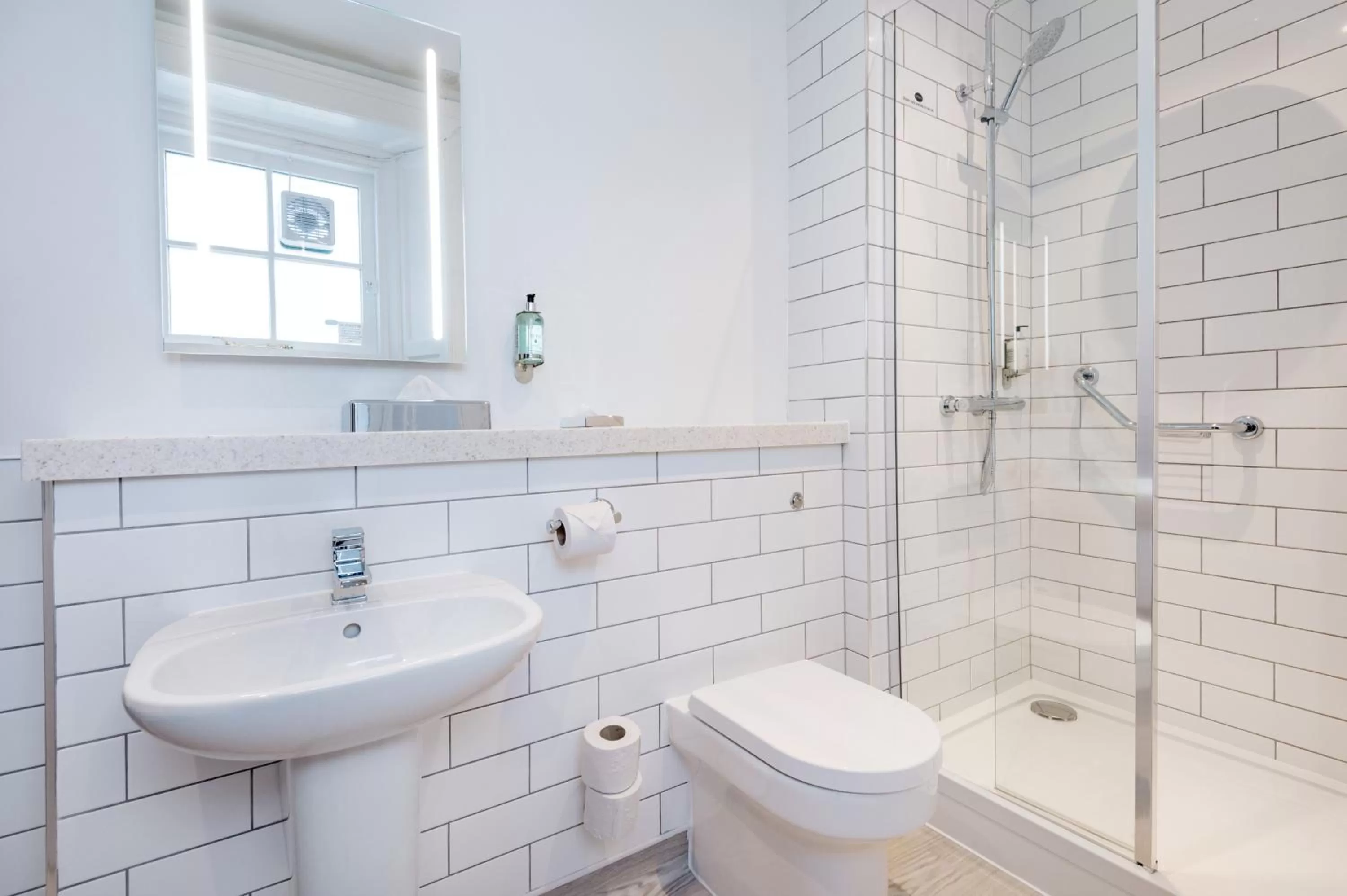 Shower in Toby Carvery Edinburgh West by Innkeeper's Collection