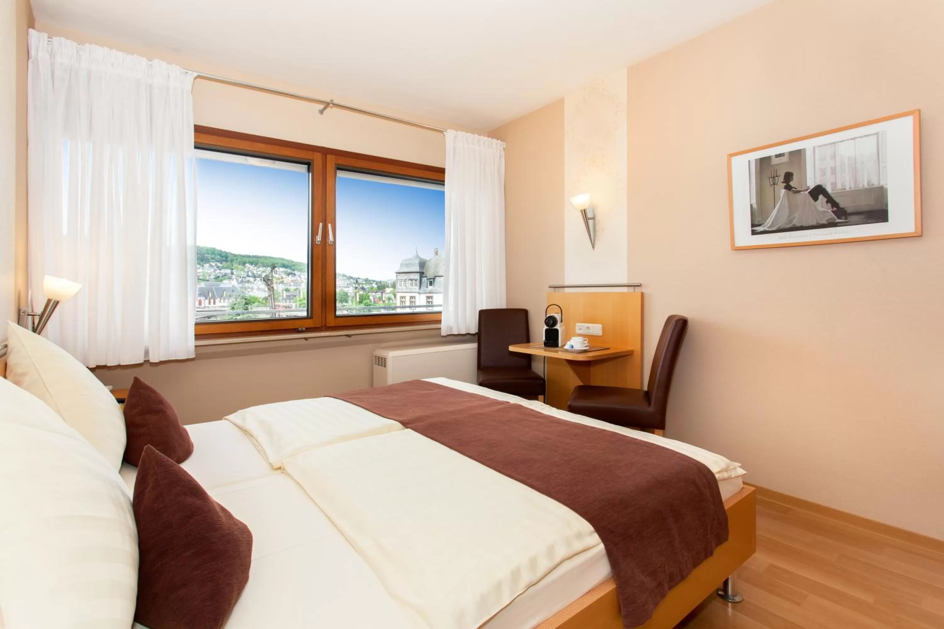 Photo of the whole room, Bed in Moselhaus Weiskopf