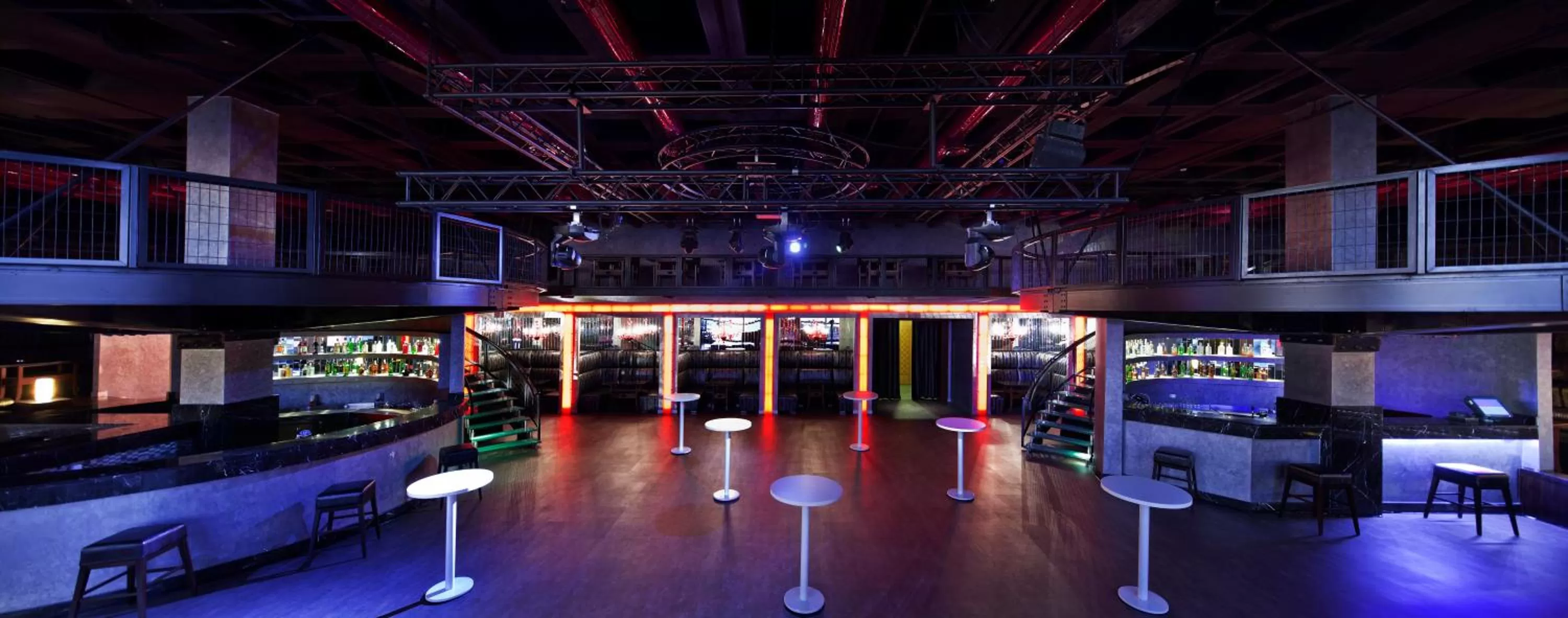 Nightclub / DJ in The Green Park Pendik