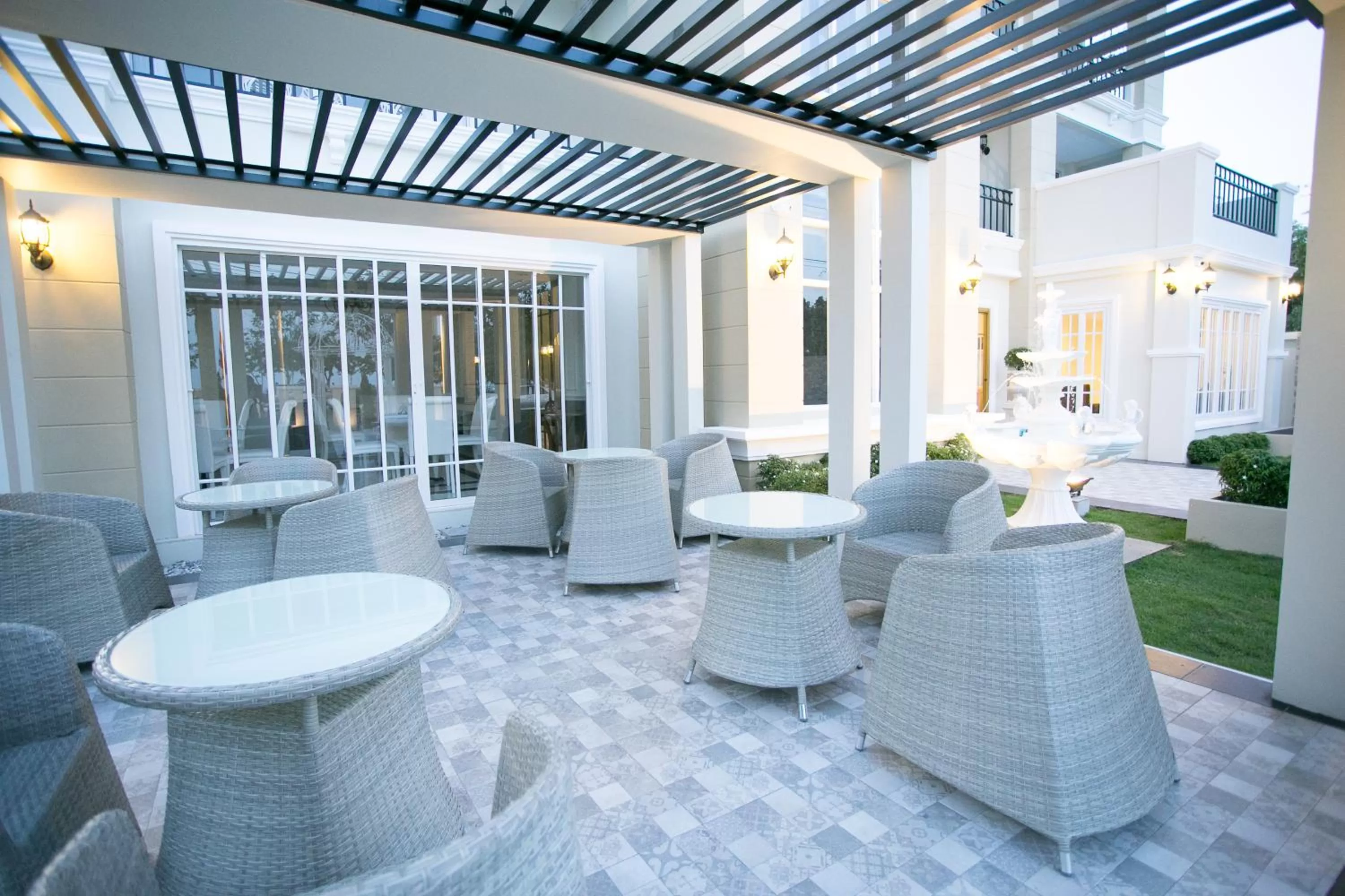 Restaurant/places to eat in Art De Sea Hua Hin