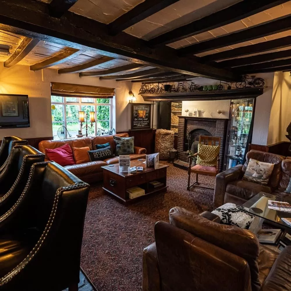 Lounge or bar in The Royal Arms Hotel Room Only