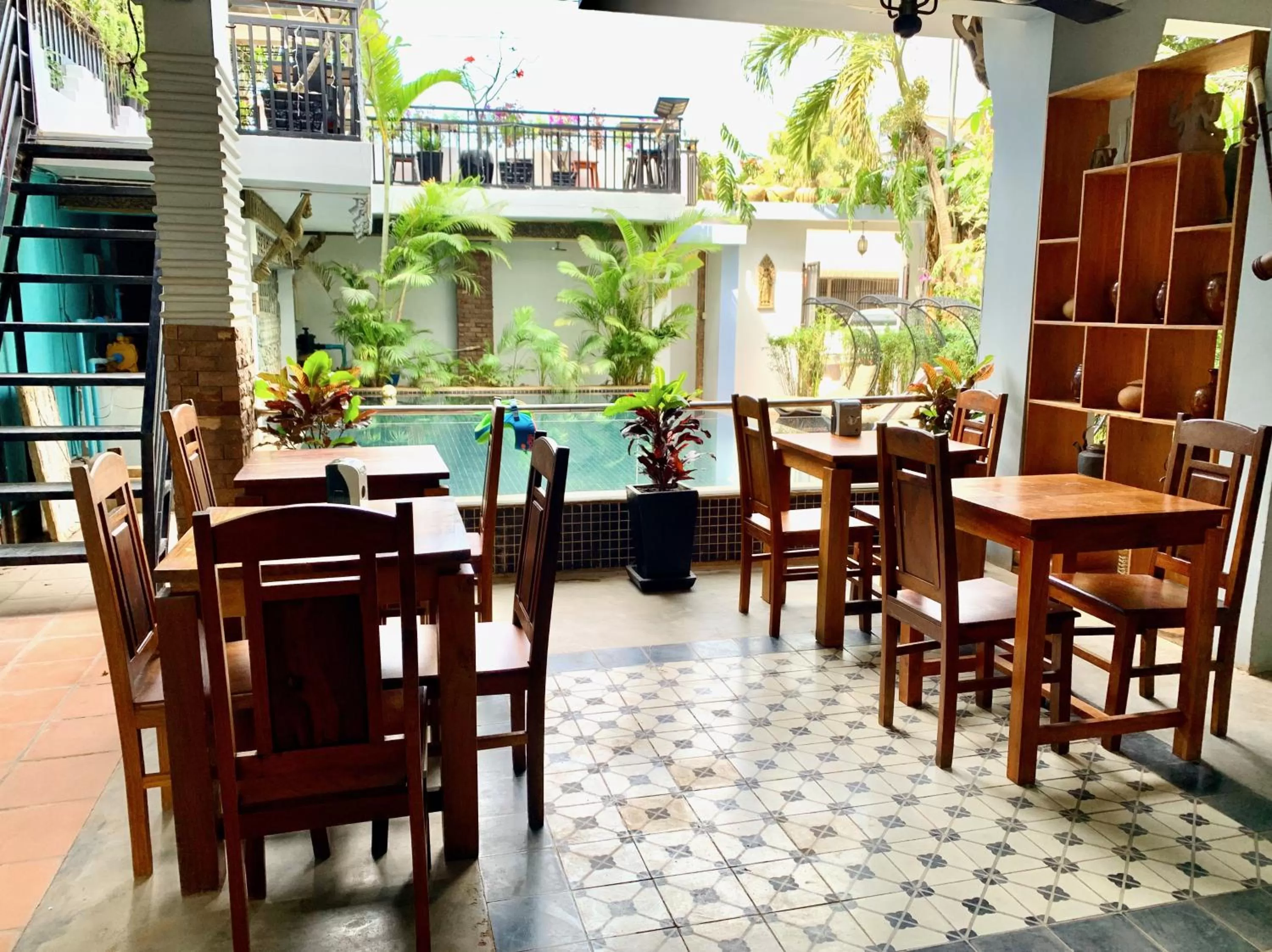 Restaurant/places to eat in The Five Senses Boutique Hotel