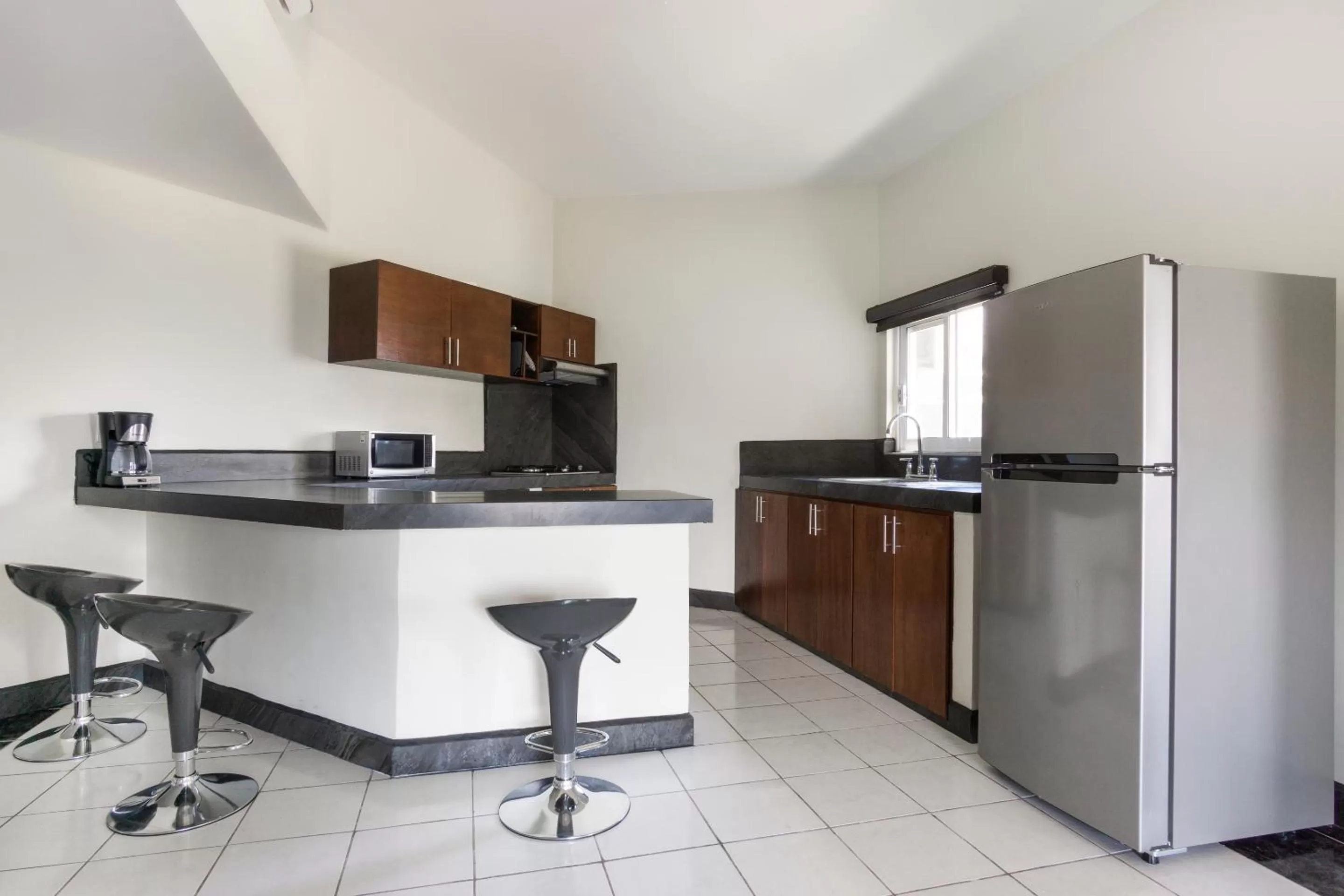 Kitchen or kitchenette in Grand View Suites
