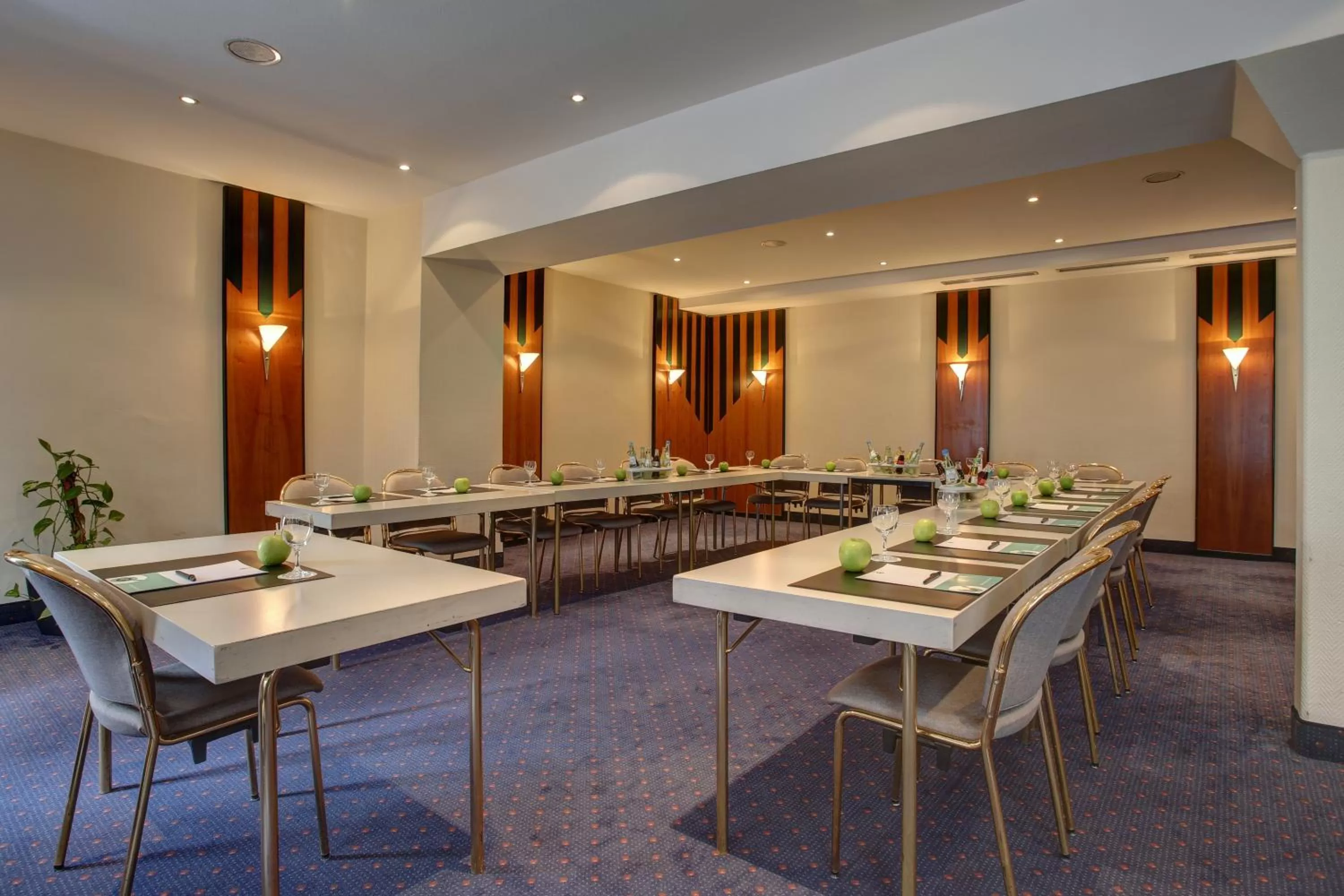 Meeting/conference room in Trip Inn Hotel Esplanade, Düsseldorf