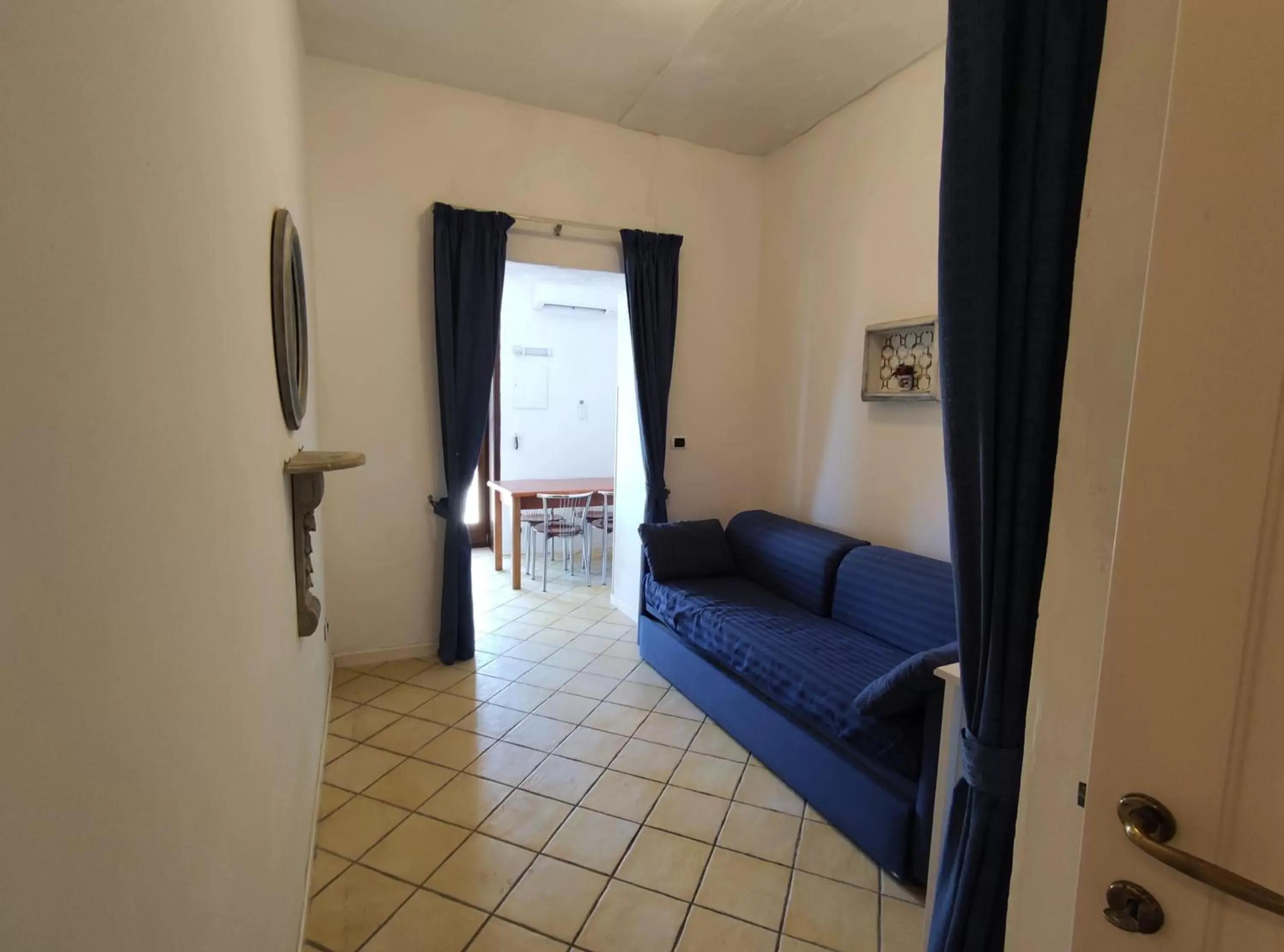 Superior One-Bedroom Apartment in La Rosa Sul Mare Superior One-Bedroom Apartment in La Rosa Sul Mare