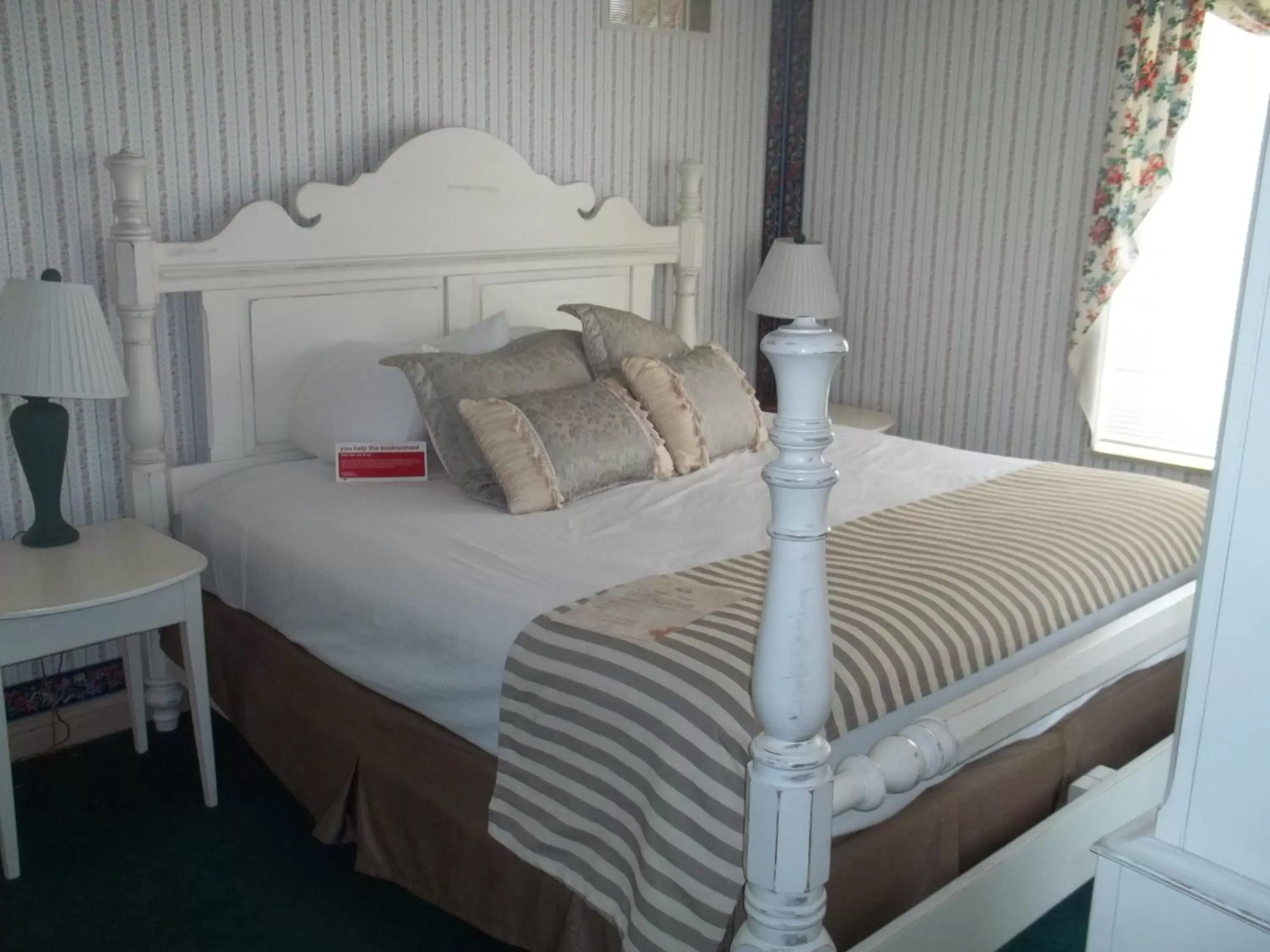 King Room- Non-Smoking in The Hotel Ojibway, Trademark Collection by Wyndham King Room- Non-Smoking in The Hotel Ojibway, Trademark Collection by Wyndham