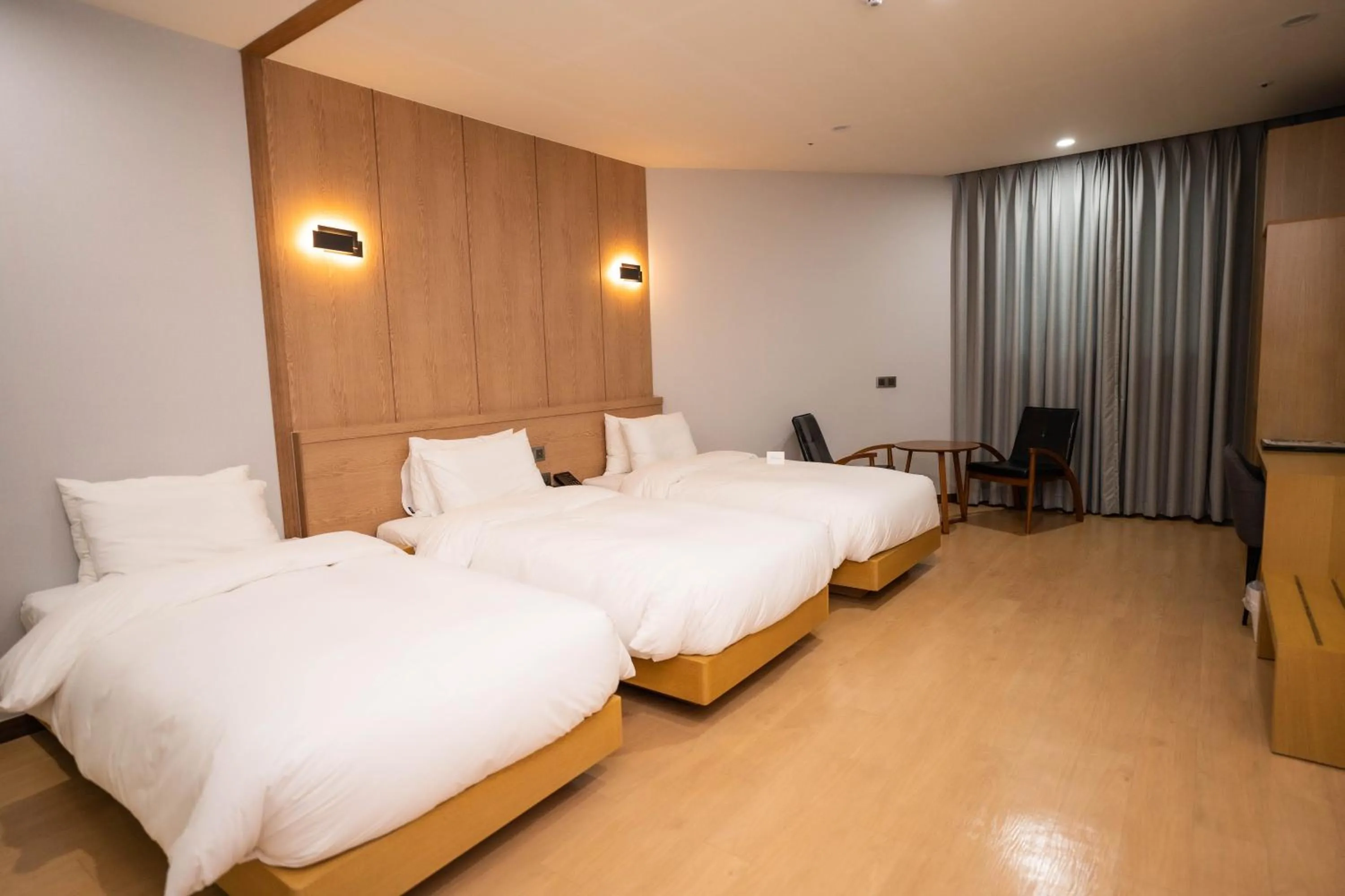 Deluxe Triple Room in Notte La Mia Hotel