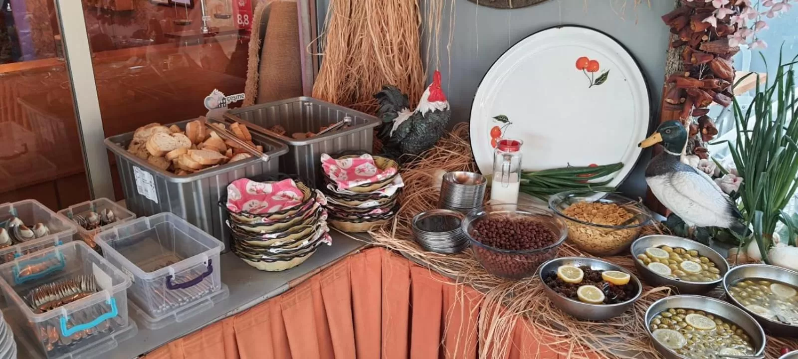 Restaurant/places to eat in Grand Yayla Hotel