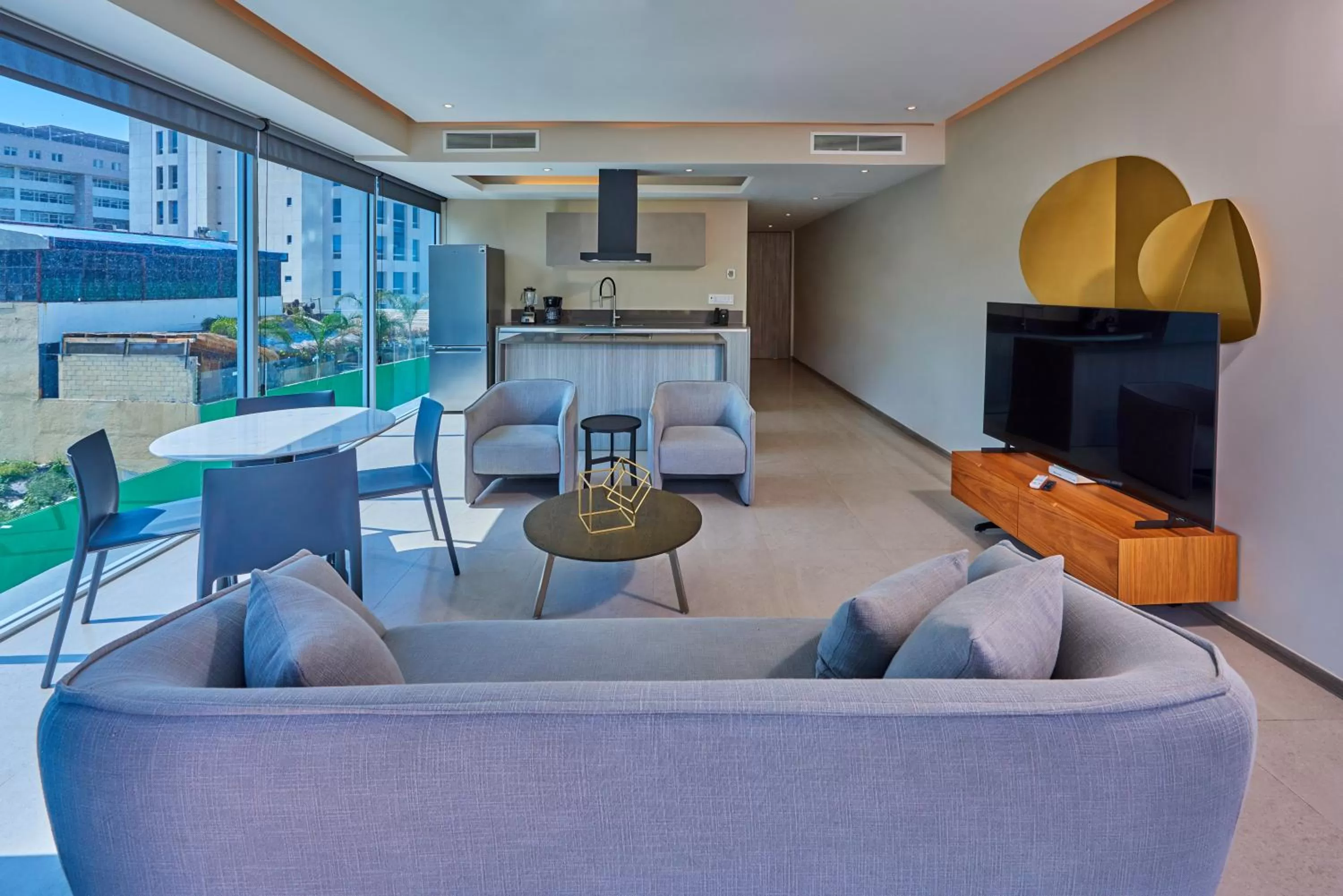 TV and multimedia in Park Life Querétaro