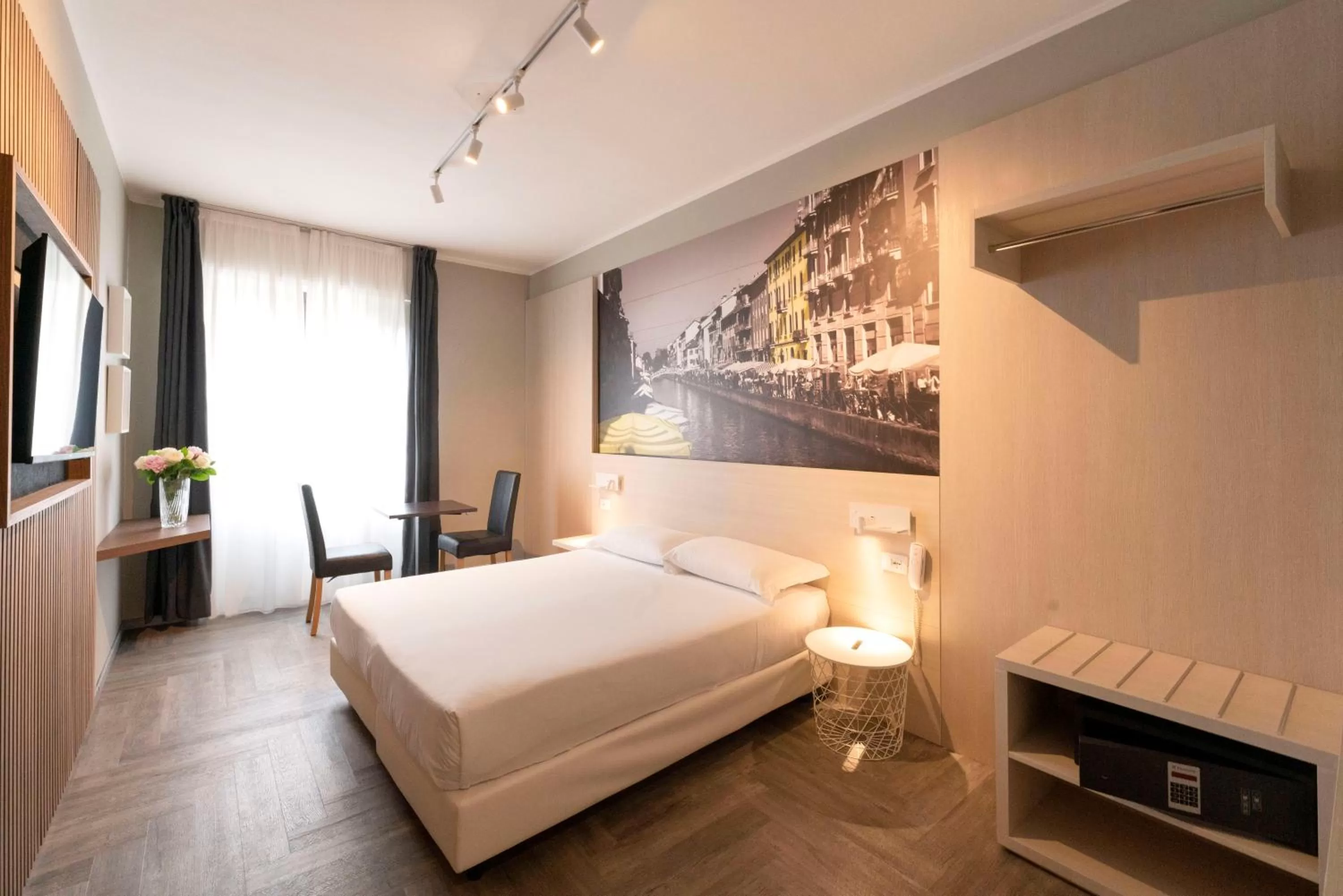 Bed in Kleos Hotel Milano Città Studi by Kleos Group Collection