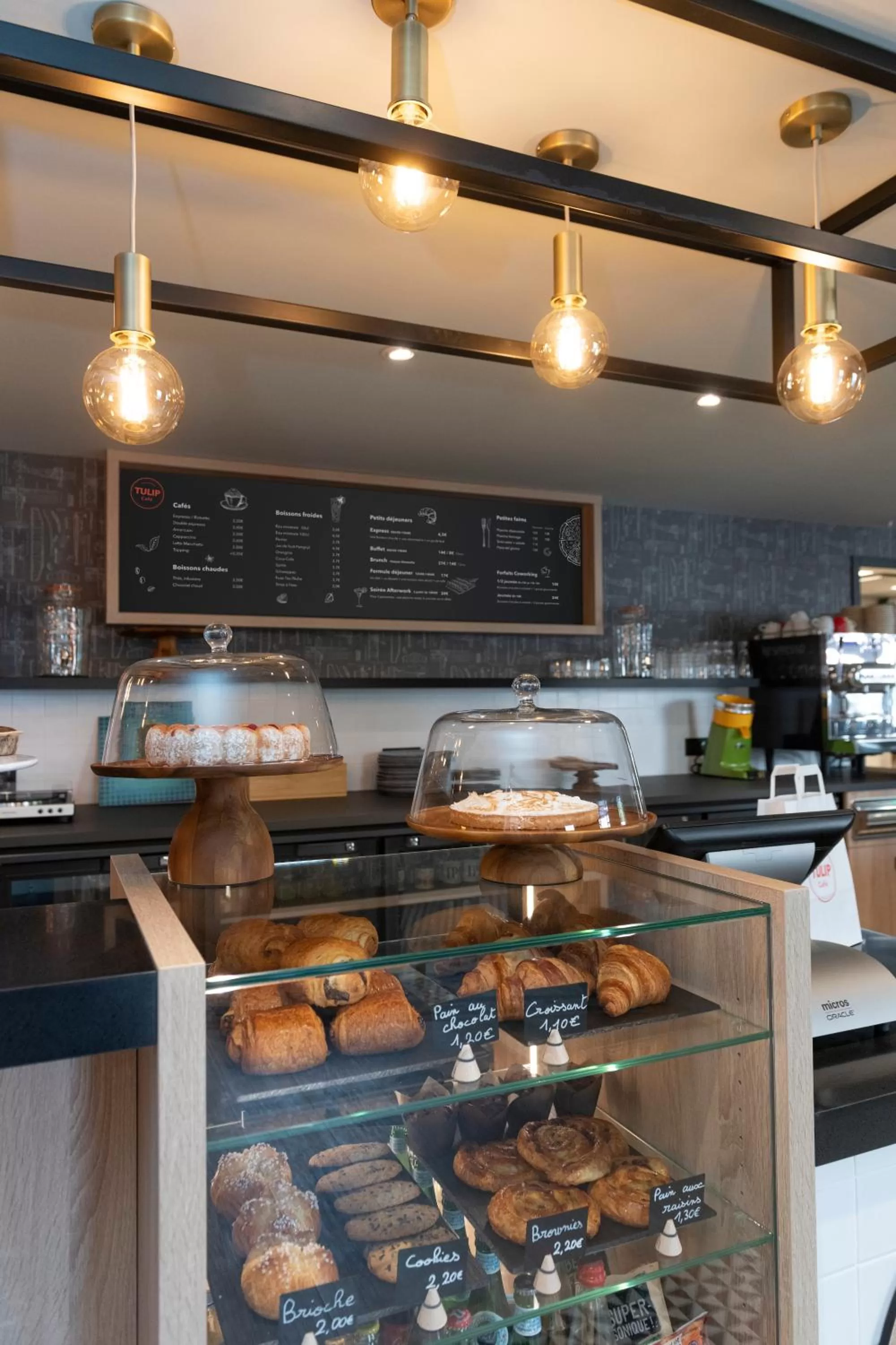 Food and drinks in Tulip Residences Joinville-Le-Pont