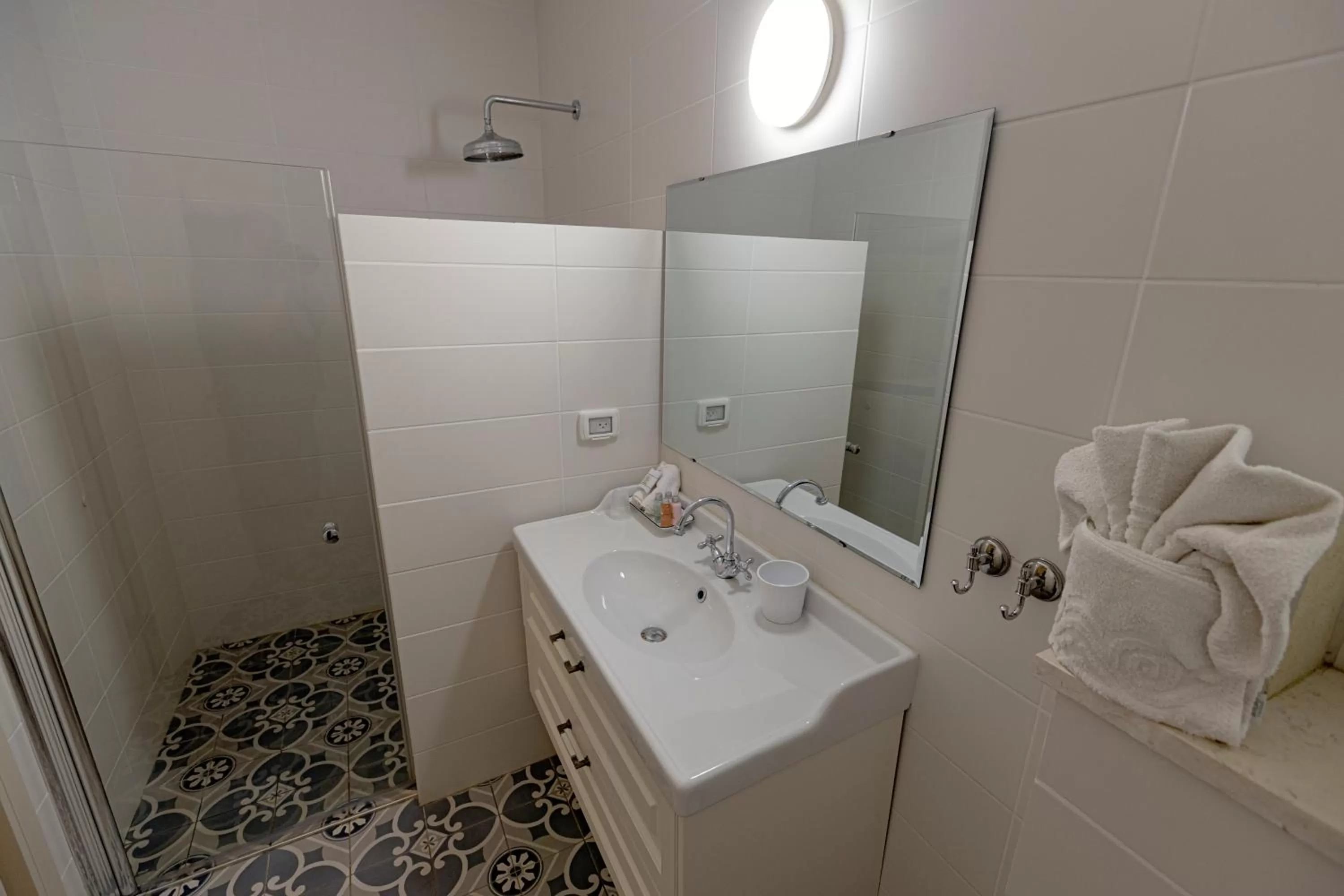 Bathroom in HaBaronit