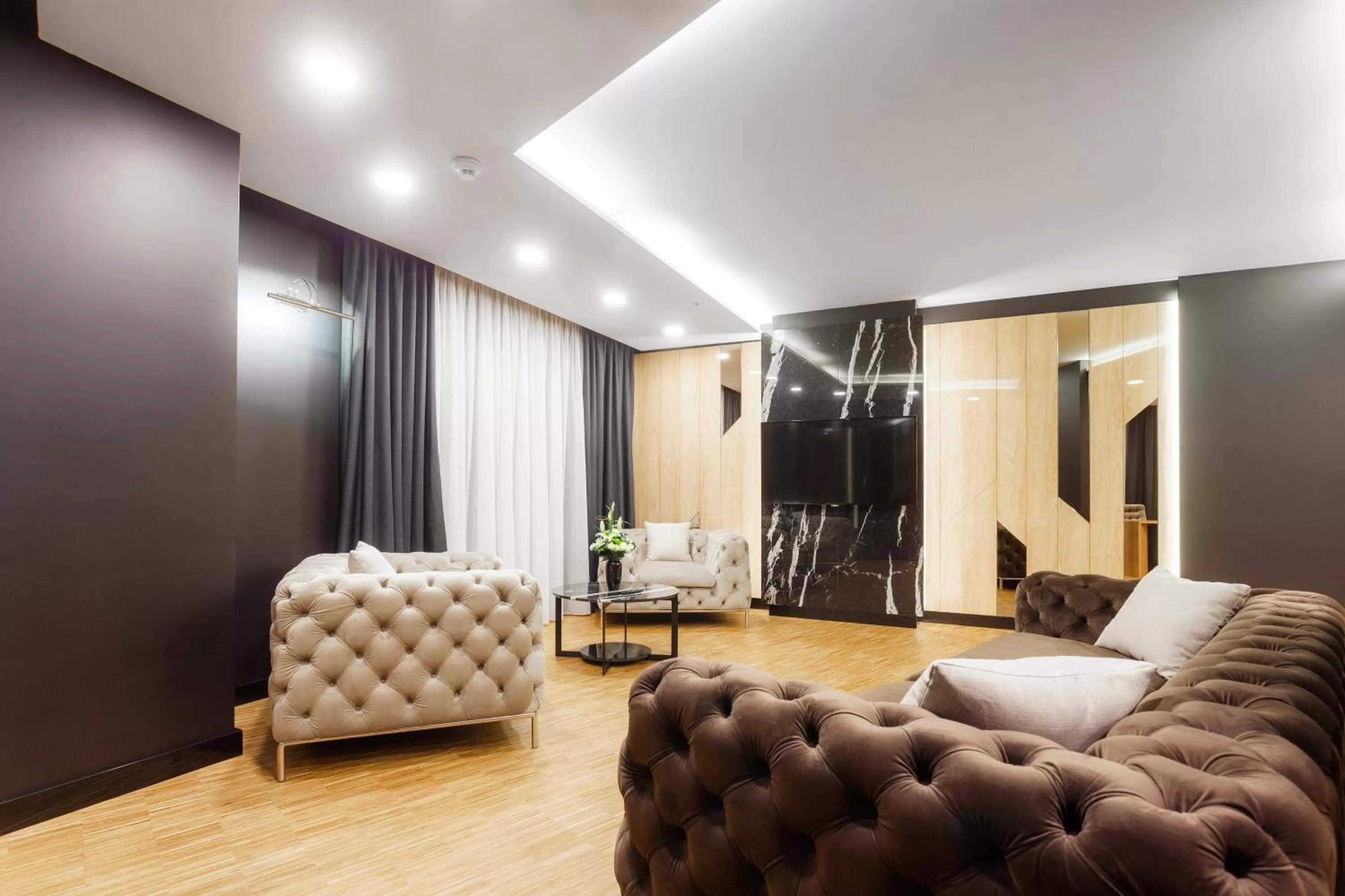 TV and multimedia in Hotel Platinia