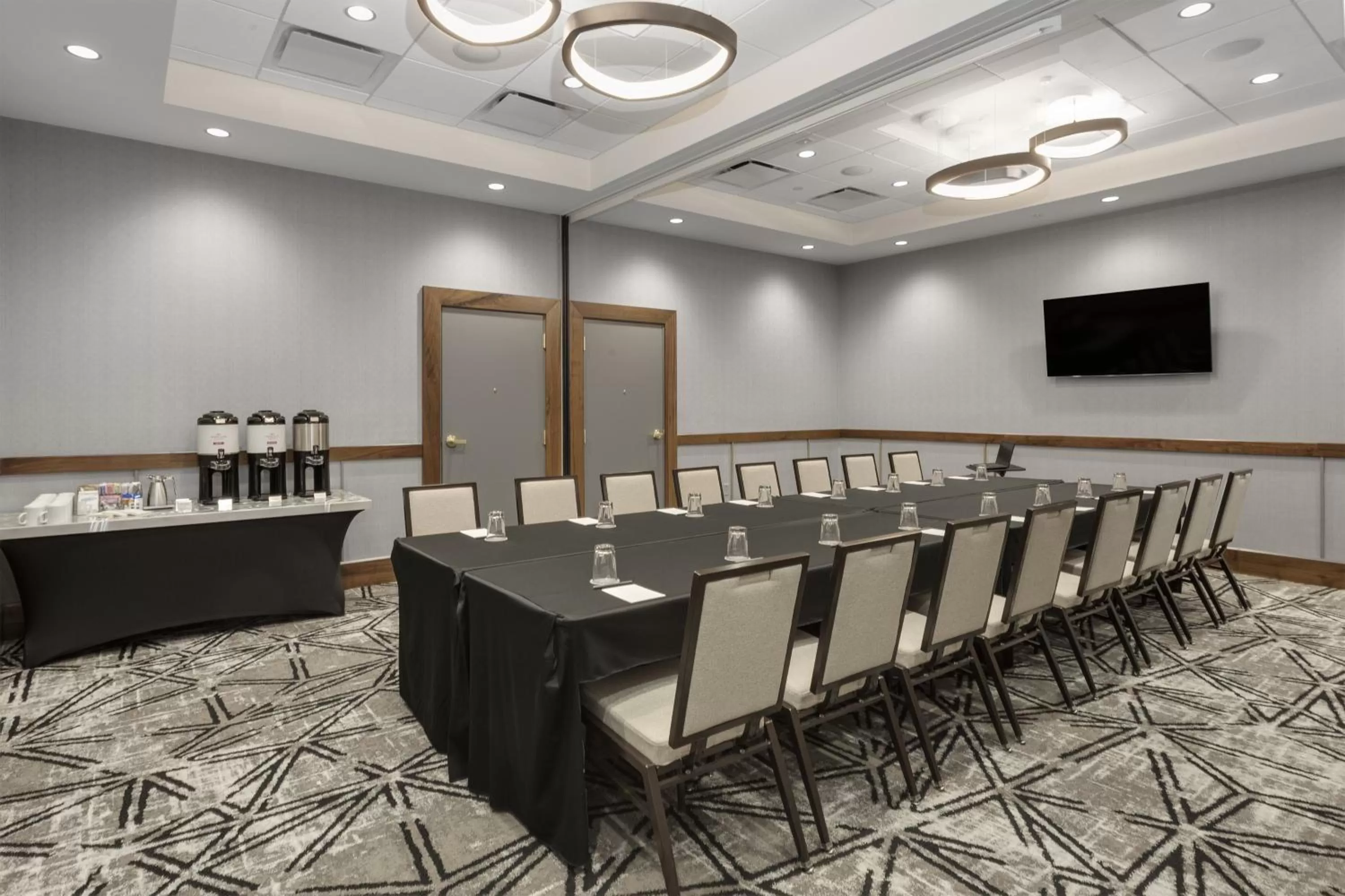 Meeting/conference room in Crowne Plaza Lansing by IHG