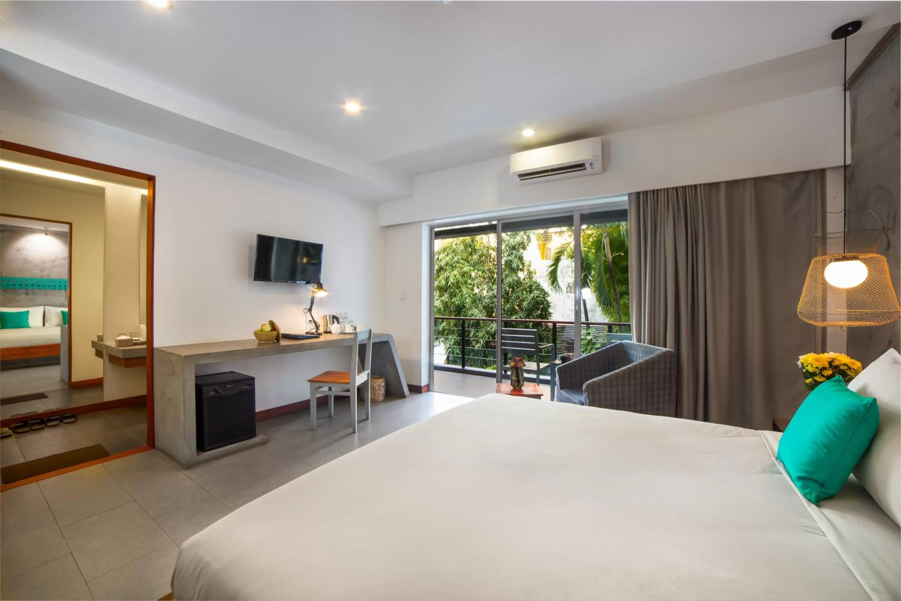 Bedroom, Bed in Riversoul Boutique