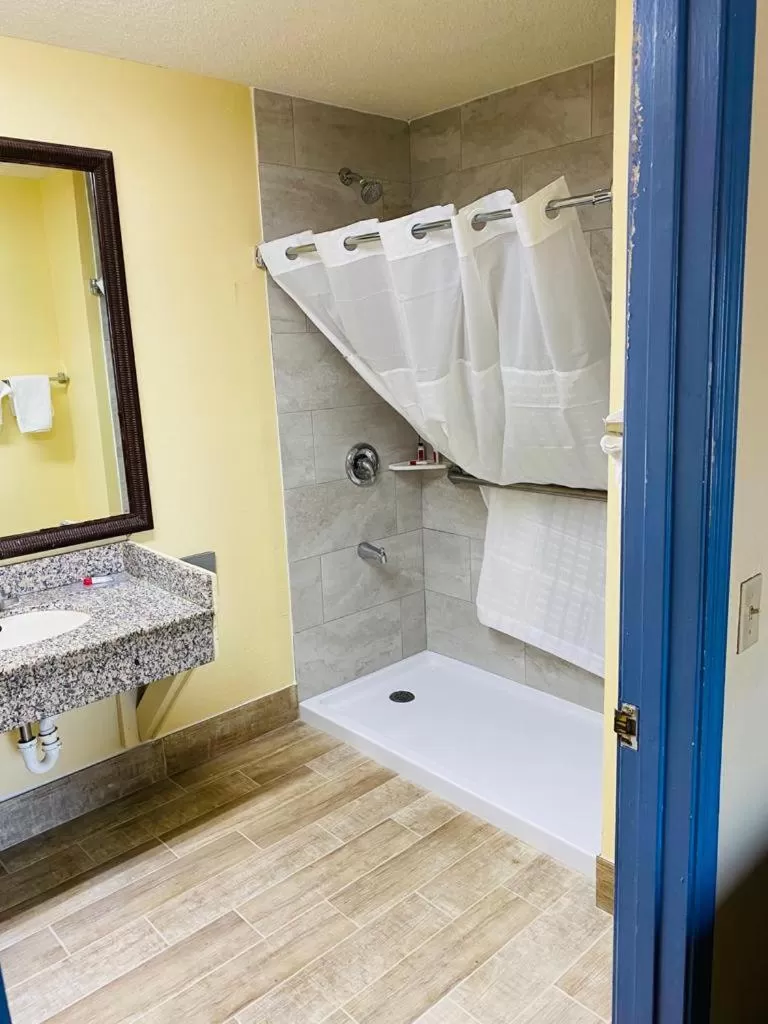 Days Inn by Wyndham Barnwell