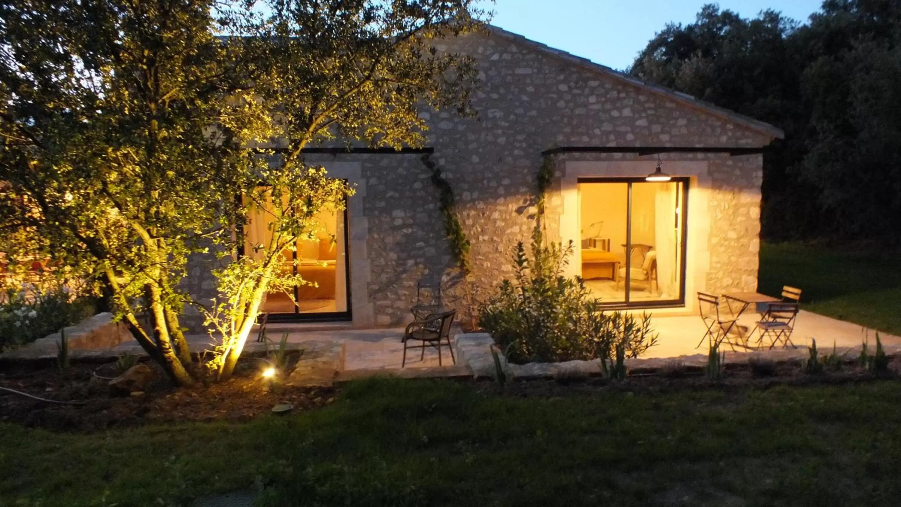 Family Two-Bedroom Suite - Stella in Mas Notre Dame