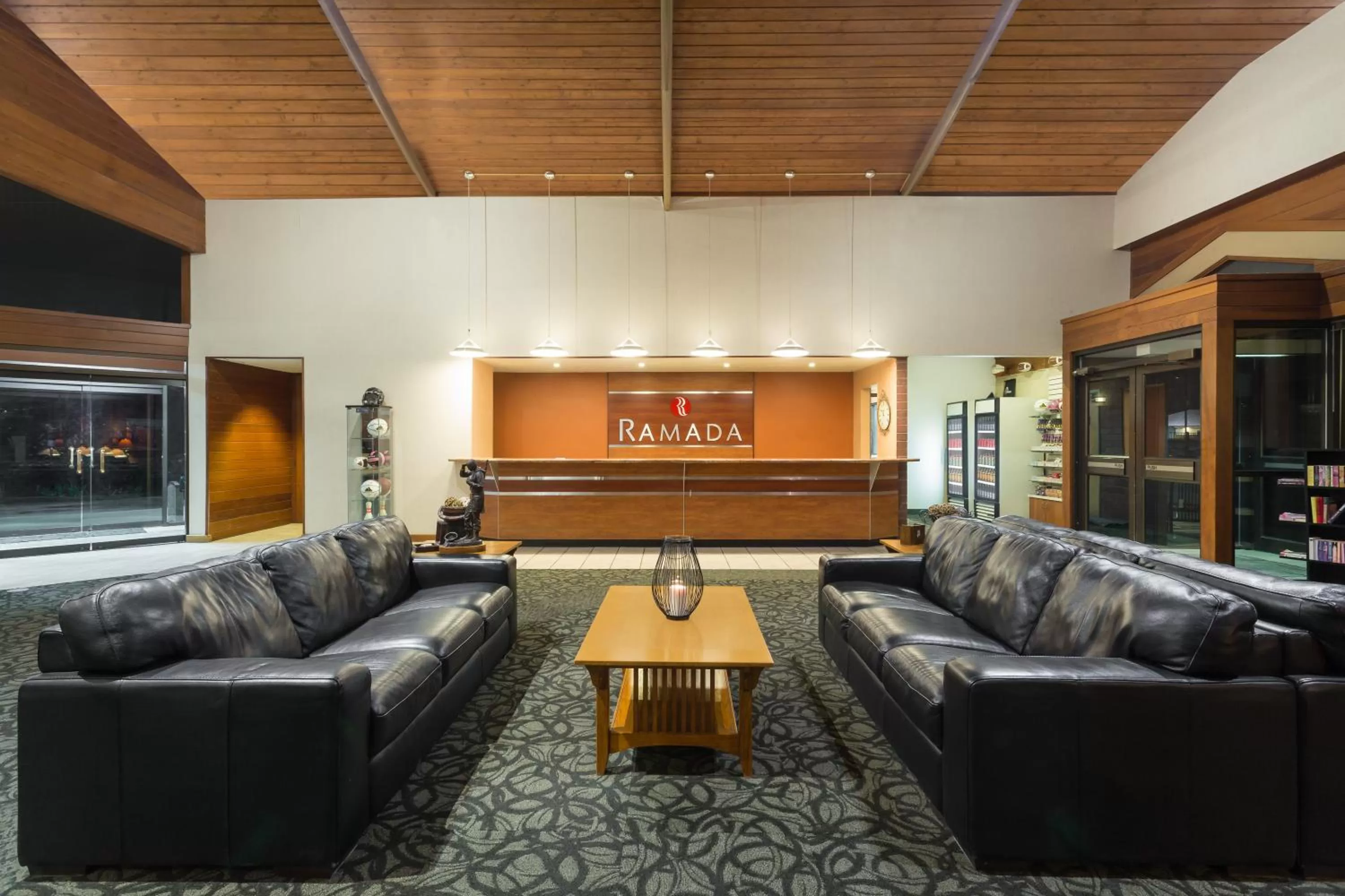 Lobby or reception in Ramada by Wyndham Cedar City