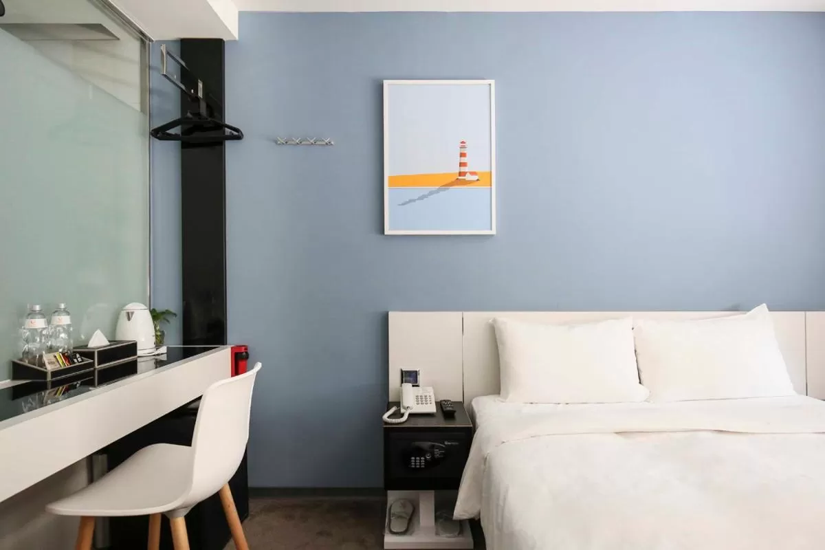 Photo of the whole room, Bed in CityInn Hotel Taipei Station Branch III