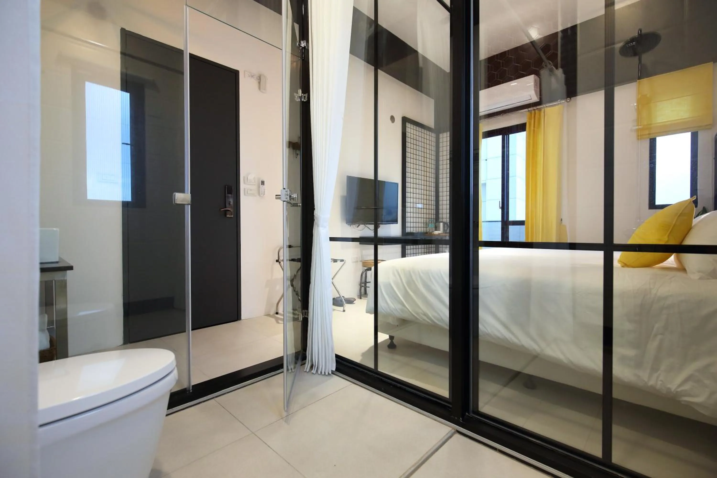 指南針民宿2178 & 工殿民宿2182