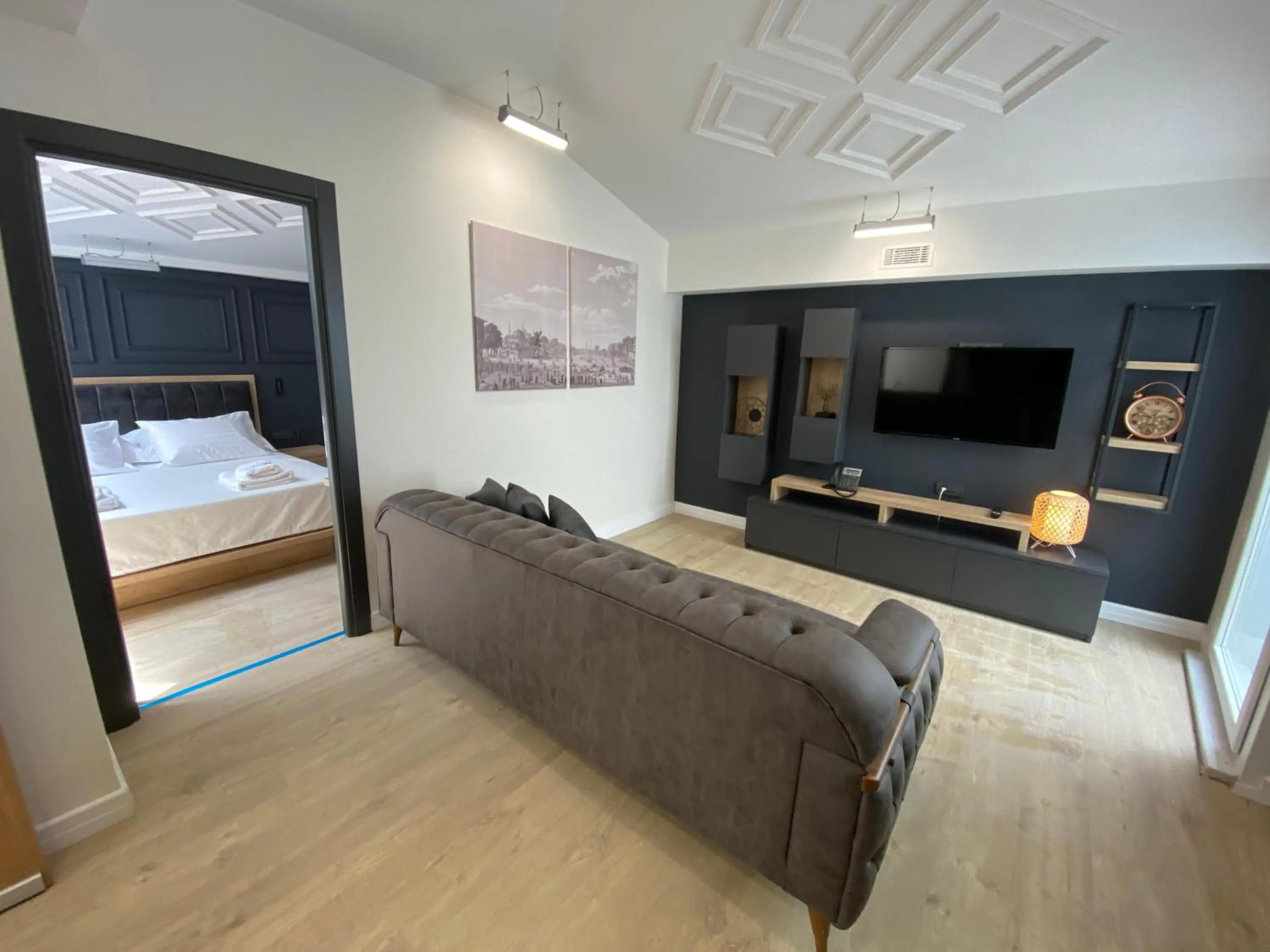 Living room, Bed in RW BOUTIQUE HOTEL