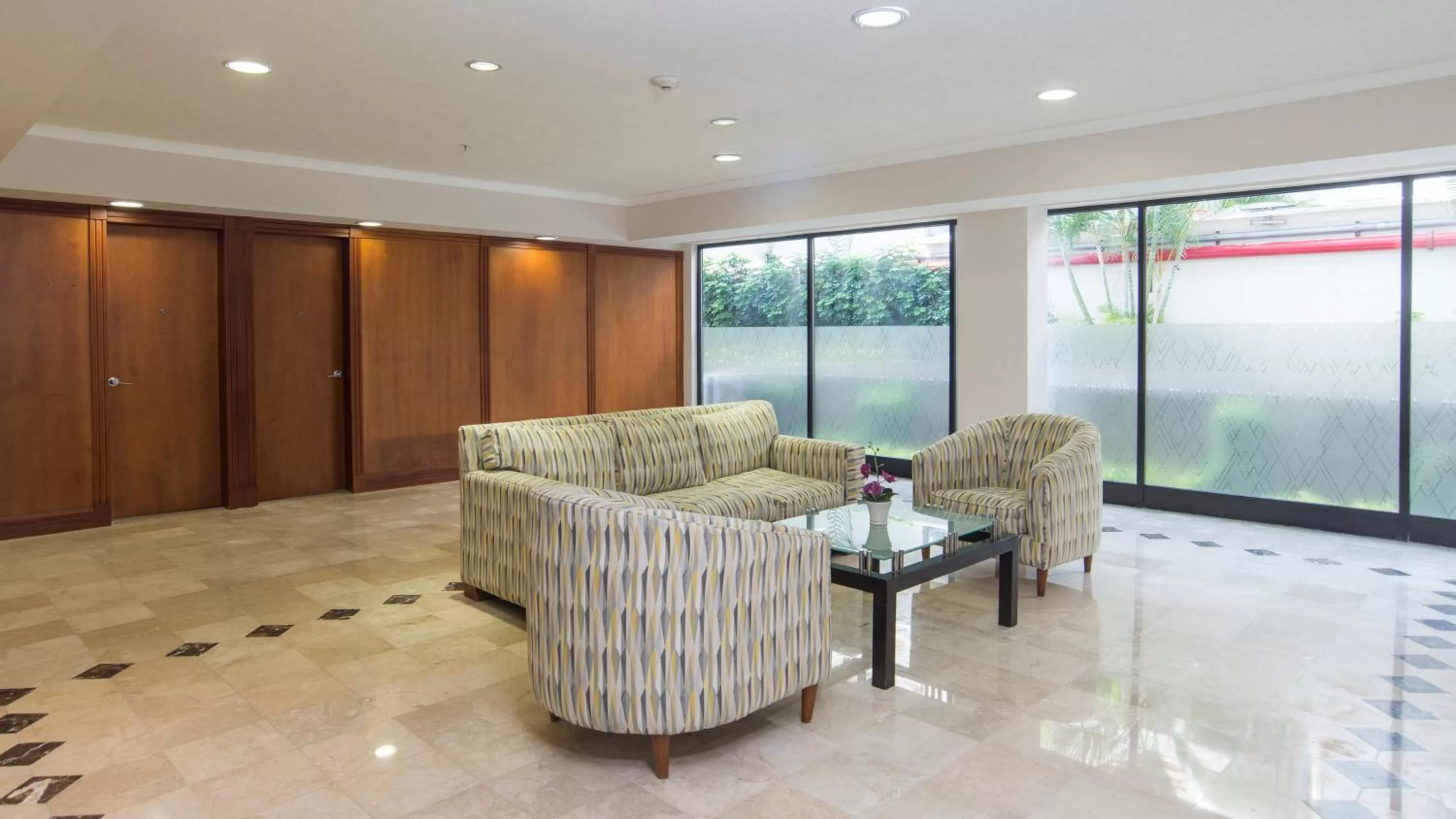 Lobby or reception in Holiday Inn Tuxtla Gutierrez by IHG