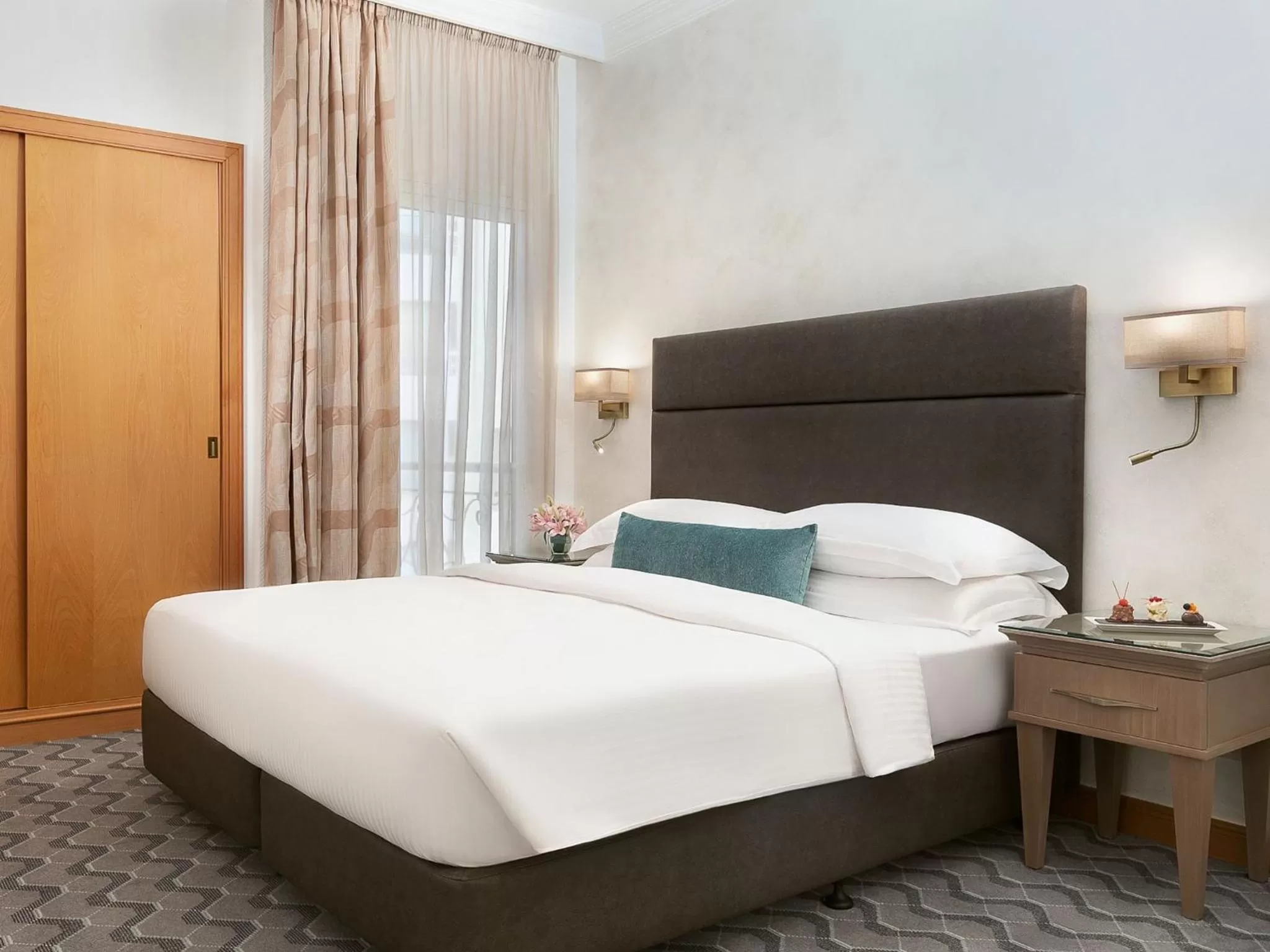 Bed in Gefinor Rotana – Beirut