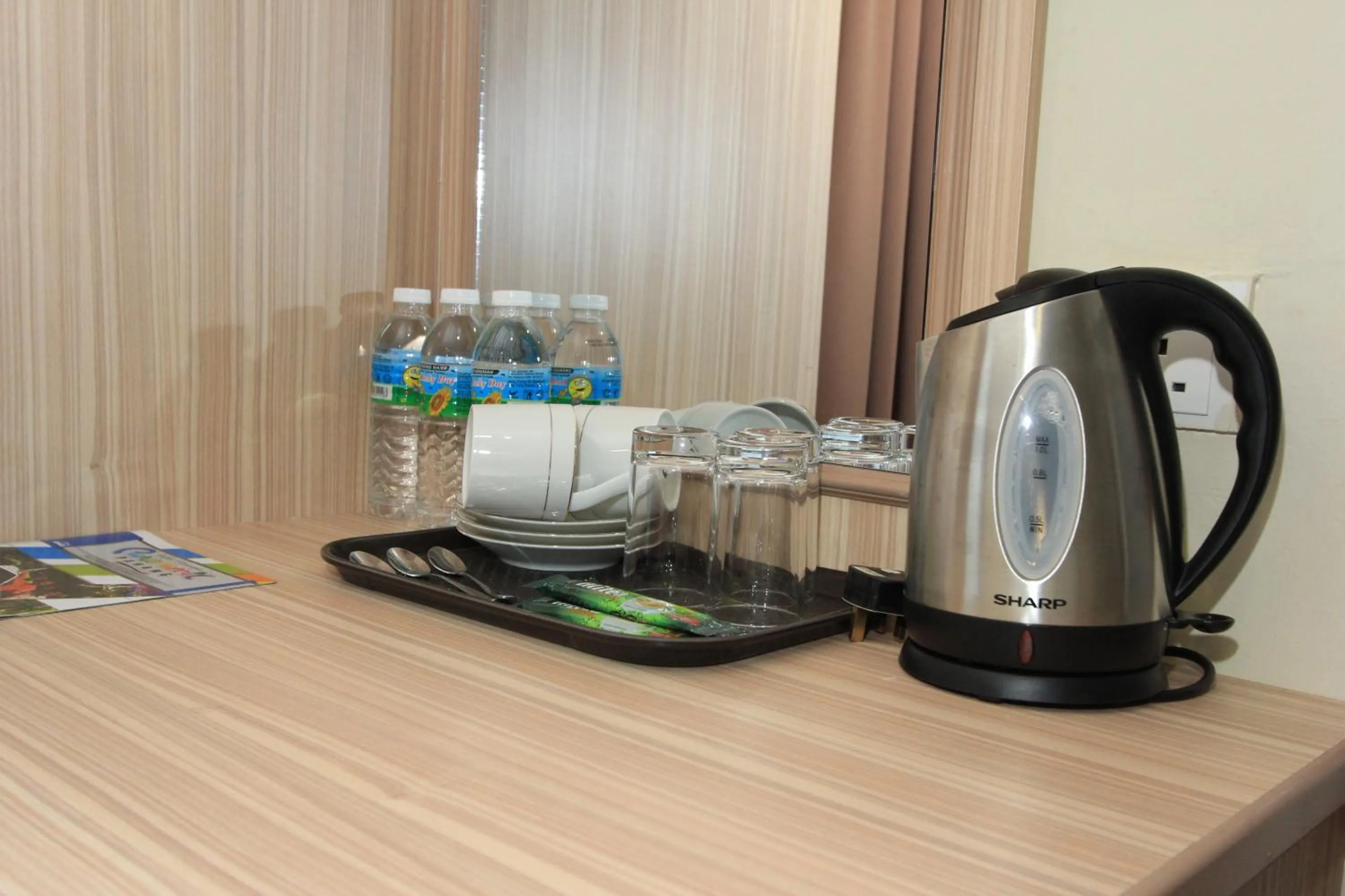 Coffee/tea facilities in Veer Hotel